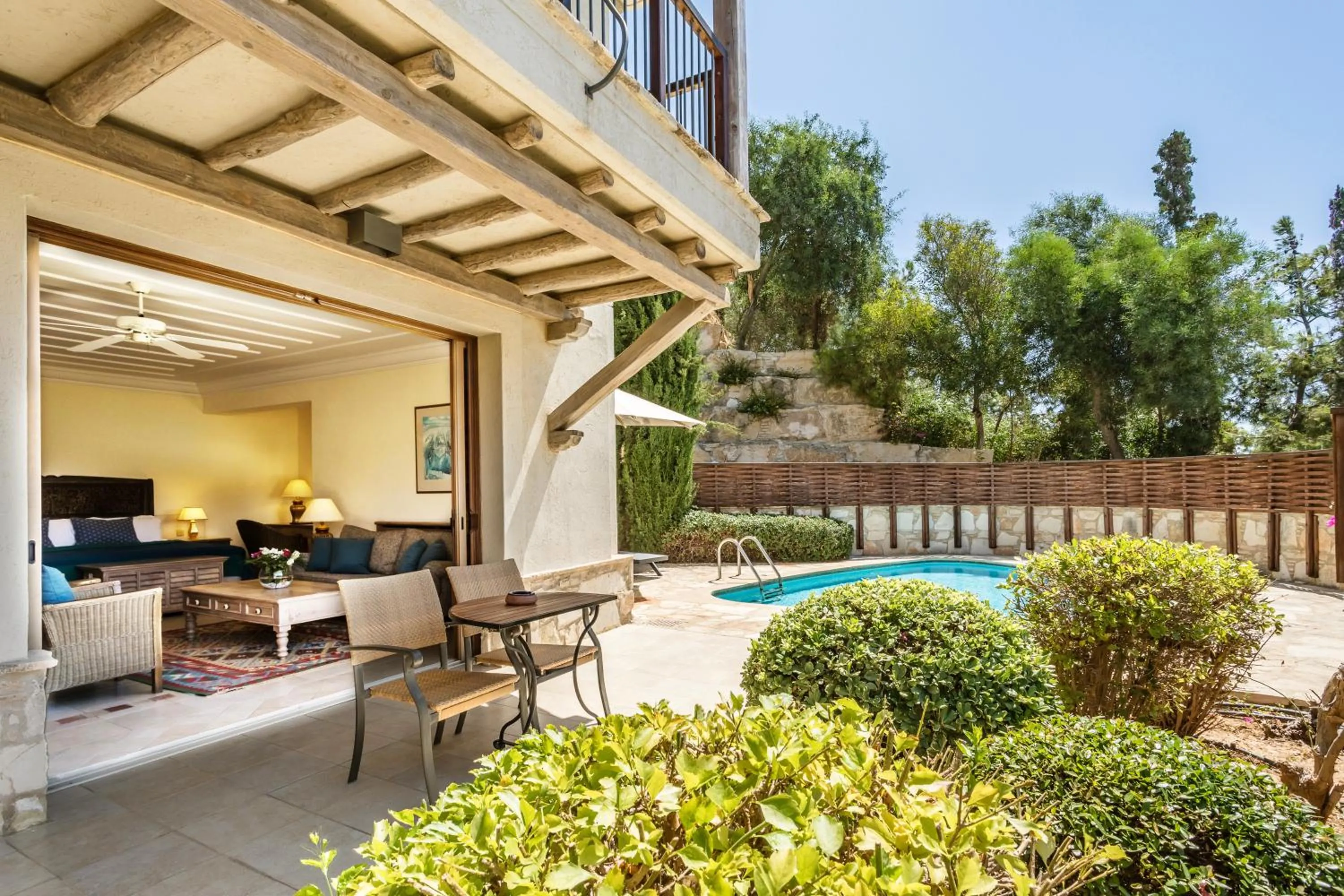 Property building in Columbia Beach Resort