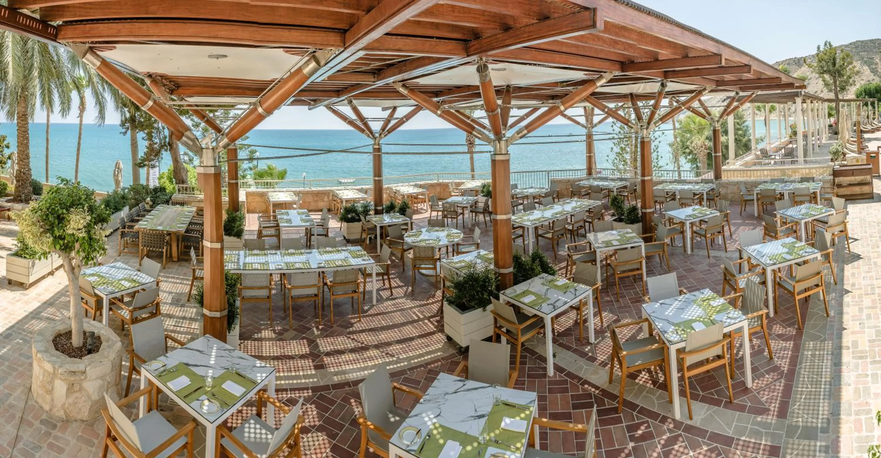 Patio in Columbia Beach Resort