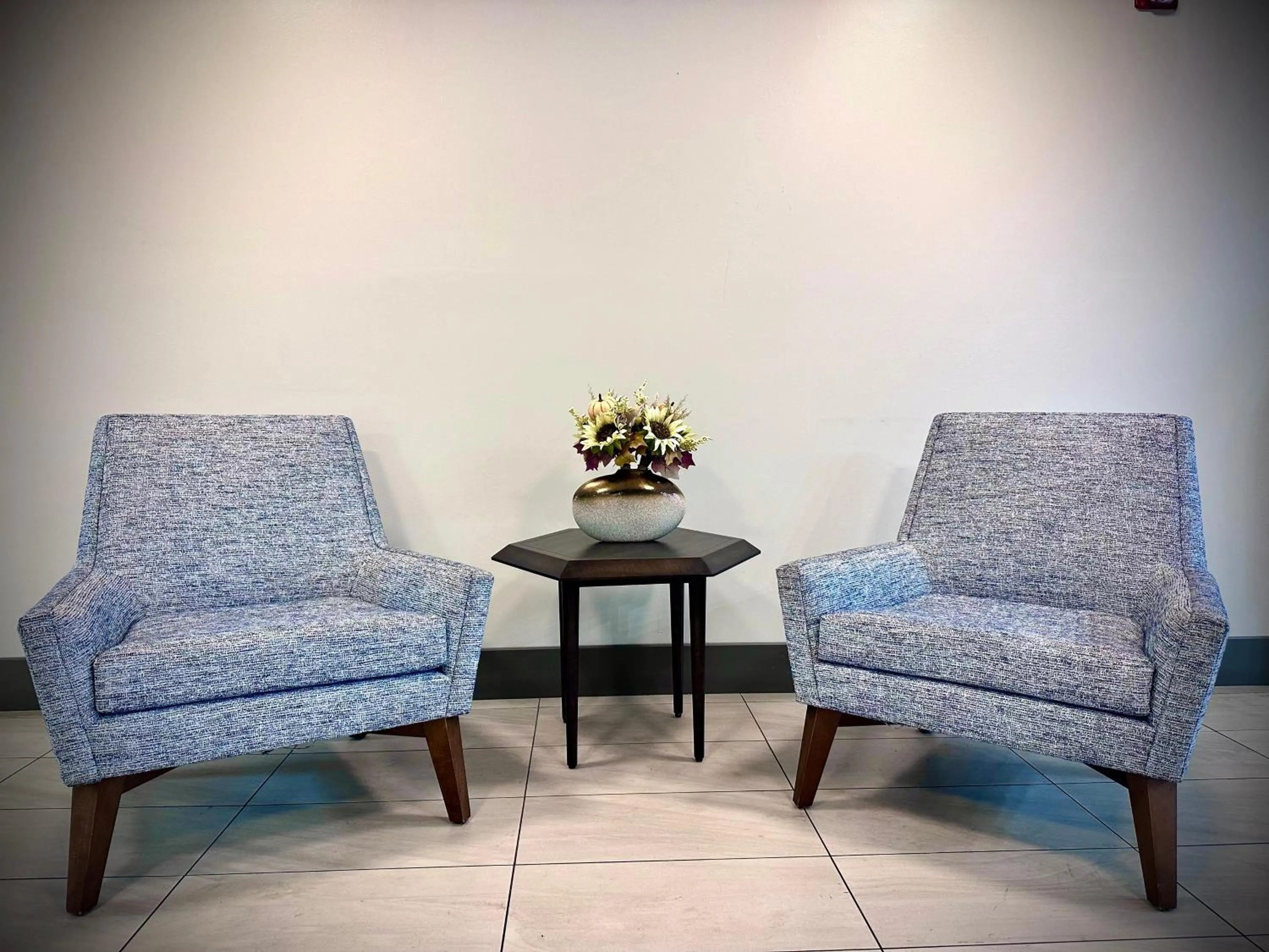 Lobby or reception in Holiday Inn Express Hotel & Suites Hinesville by IHG