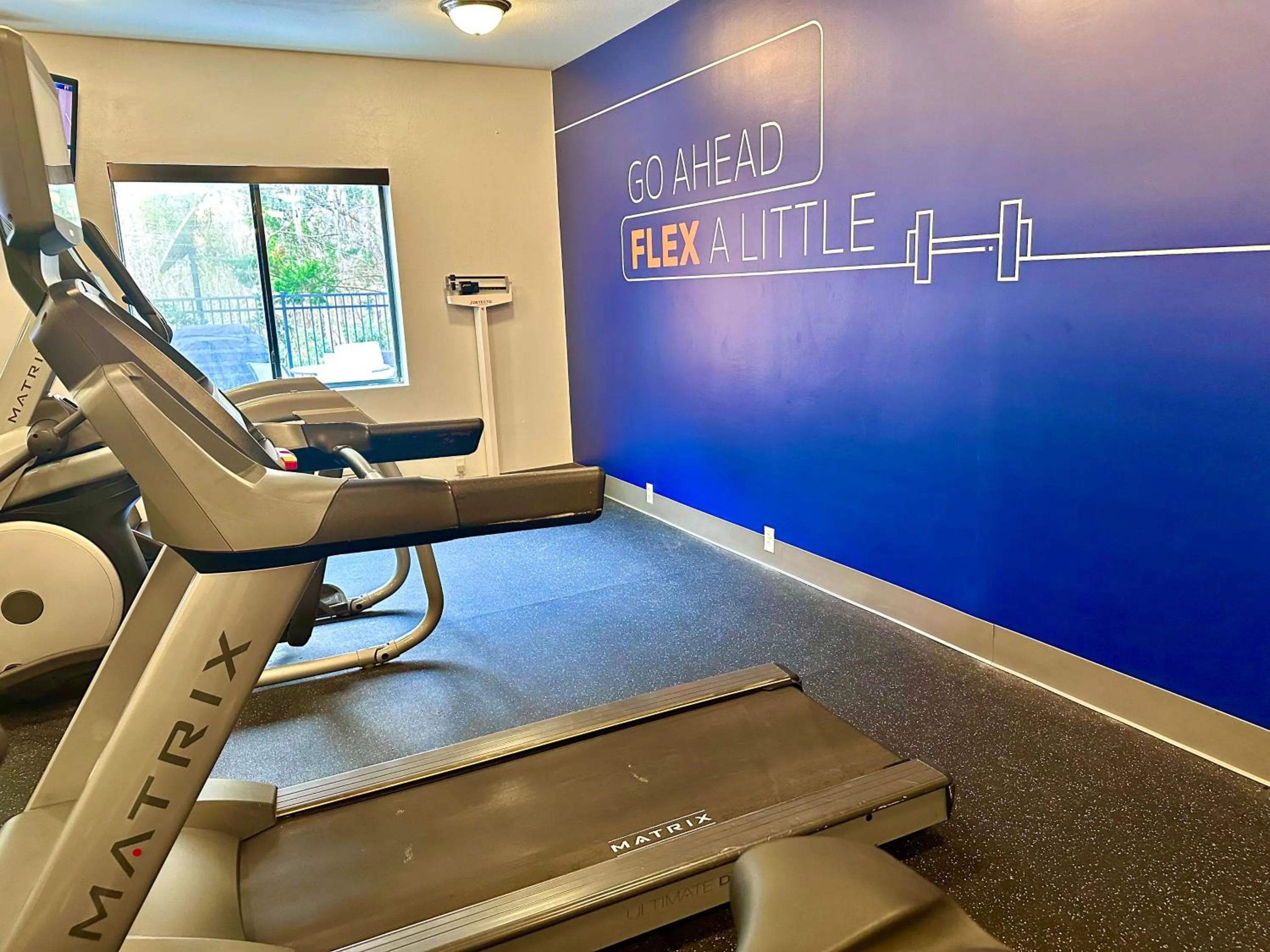 Fitness centre/facilities in Holiday Inn Express Hotel & Suites Hinesville by IHG