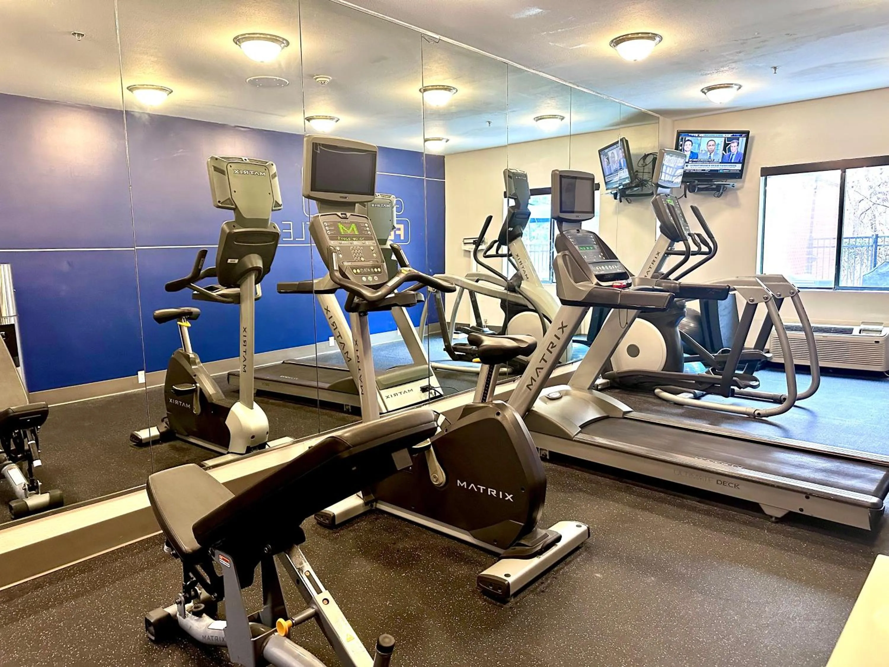 Fitness centre/facilities in Holiday Inn Express Hotel & Suites Hinesville by IHG