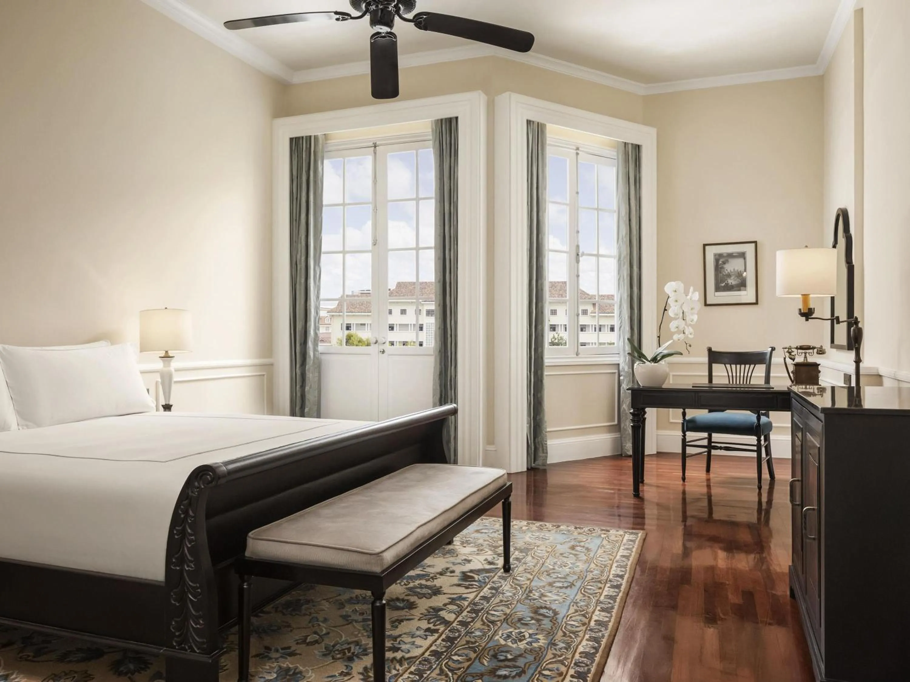 Bedroom, Bed in Raffles Hotel Le Royal