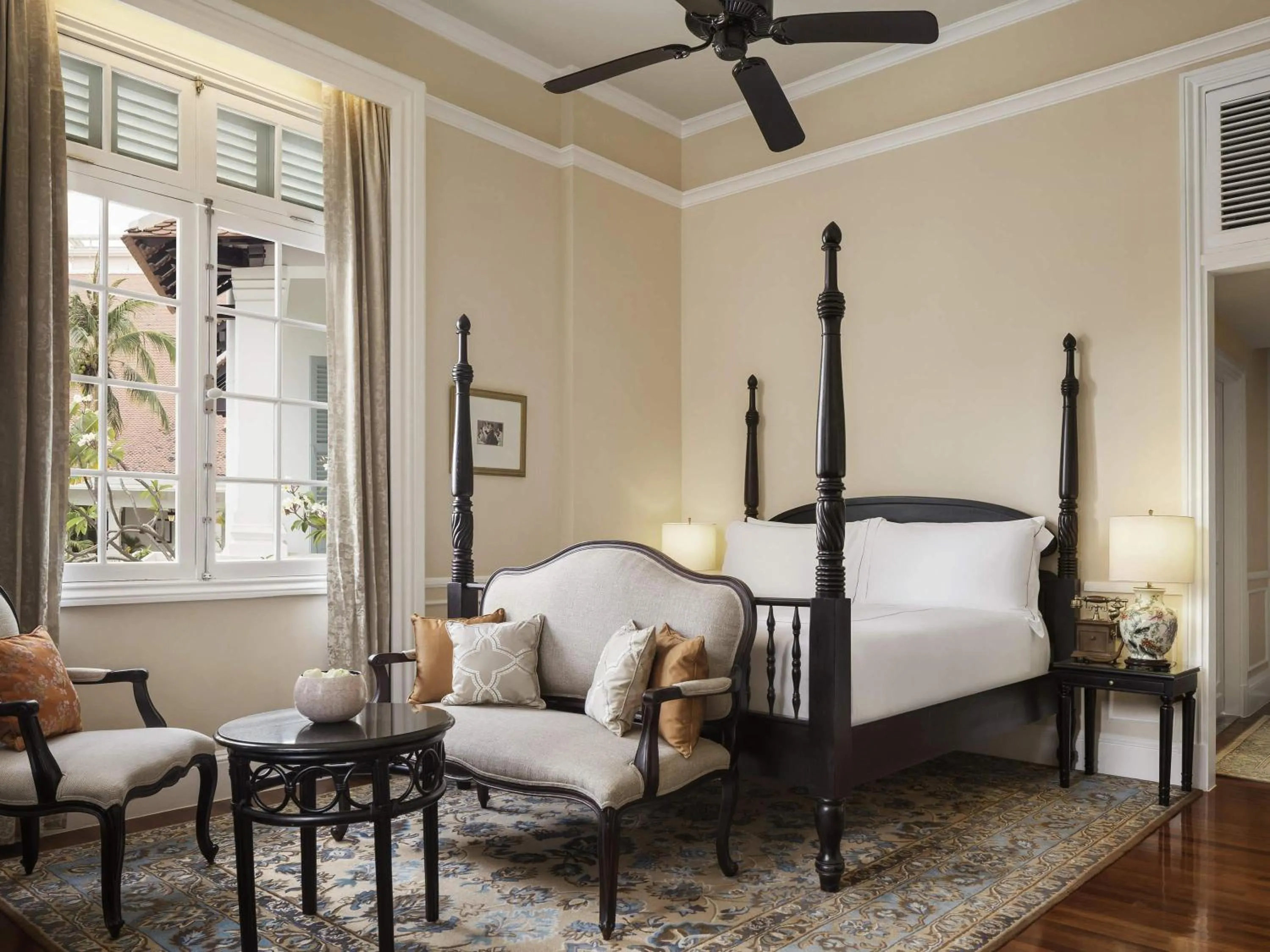 Bedroom, Bed in Raffles Hotel Le Royal