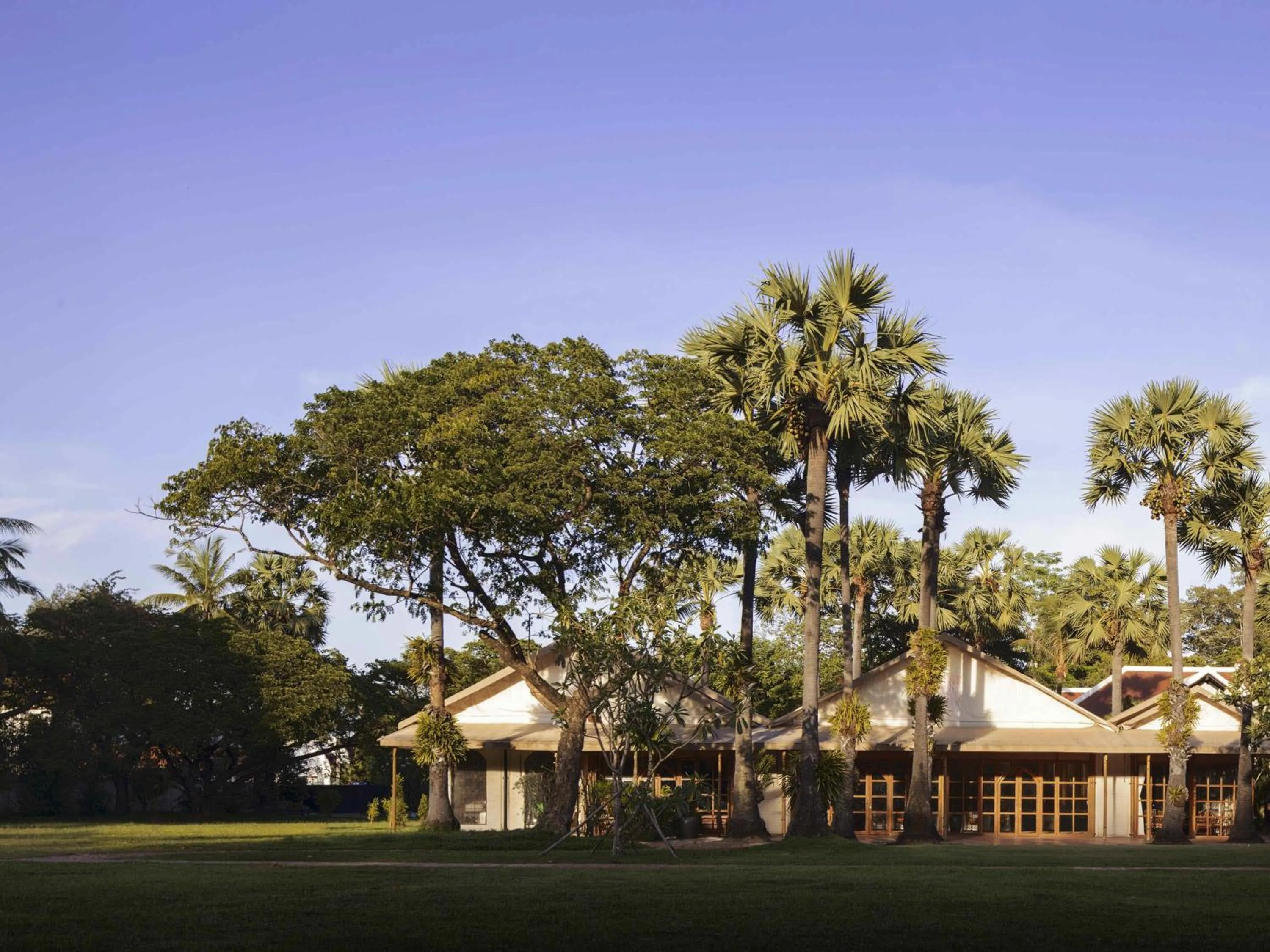 Restaurant/places to eat in Raffles Grand Hotel d'Angkor