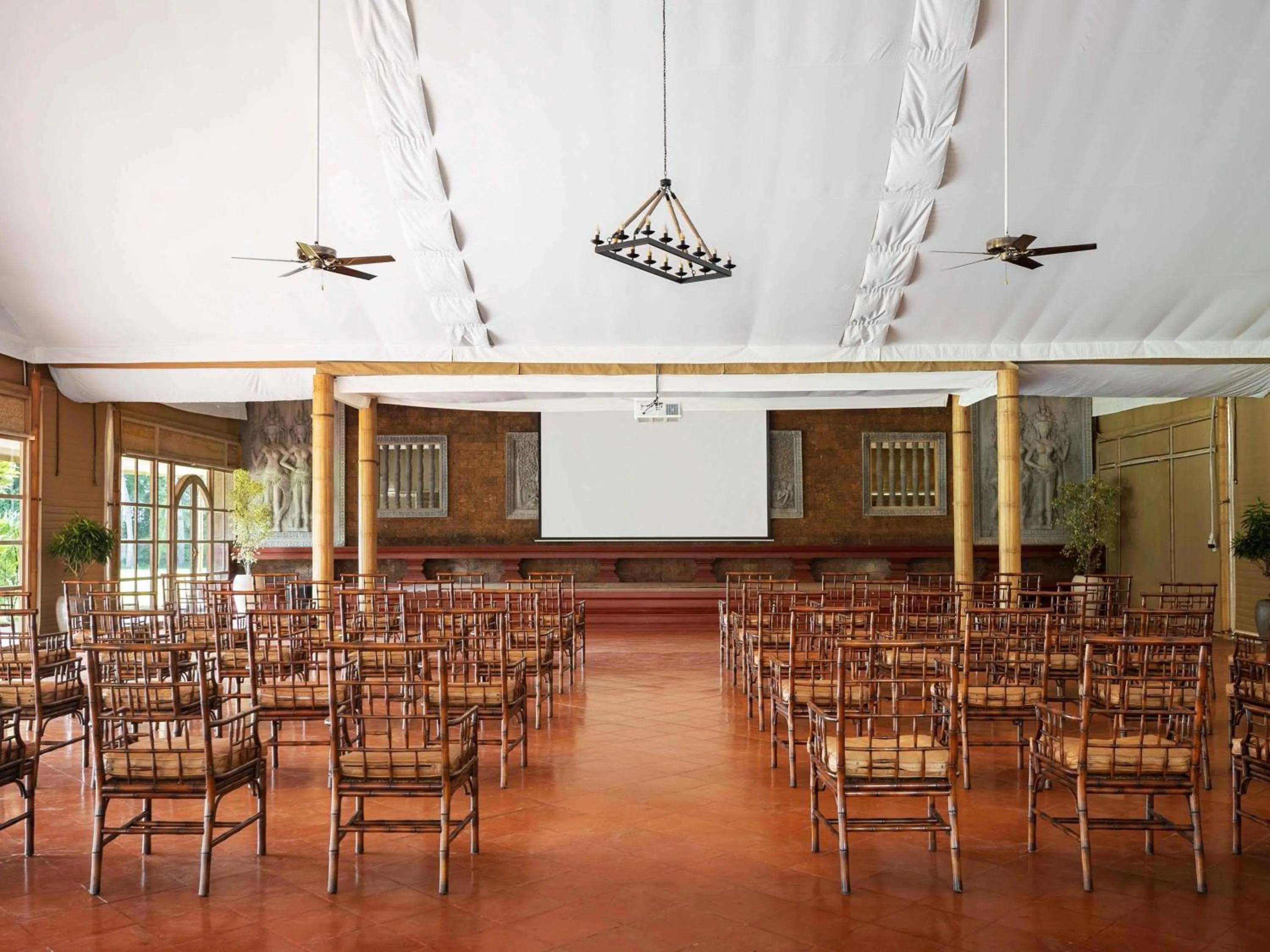 Meeting/conference room in Raffles Grand Hotel d'Angkor