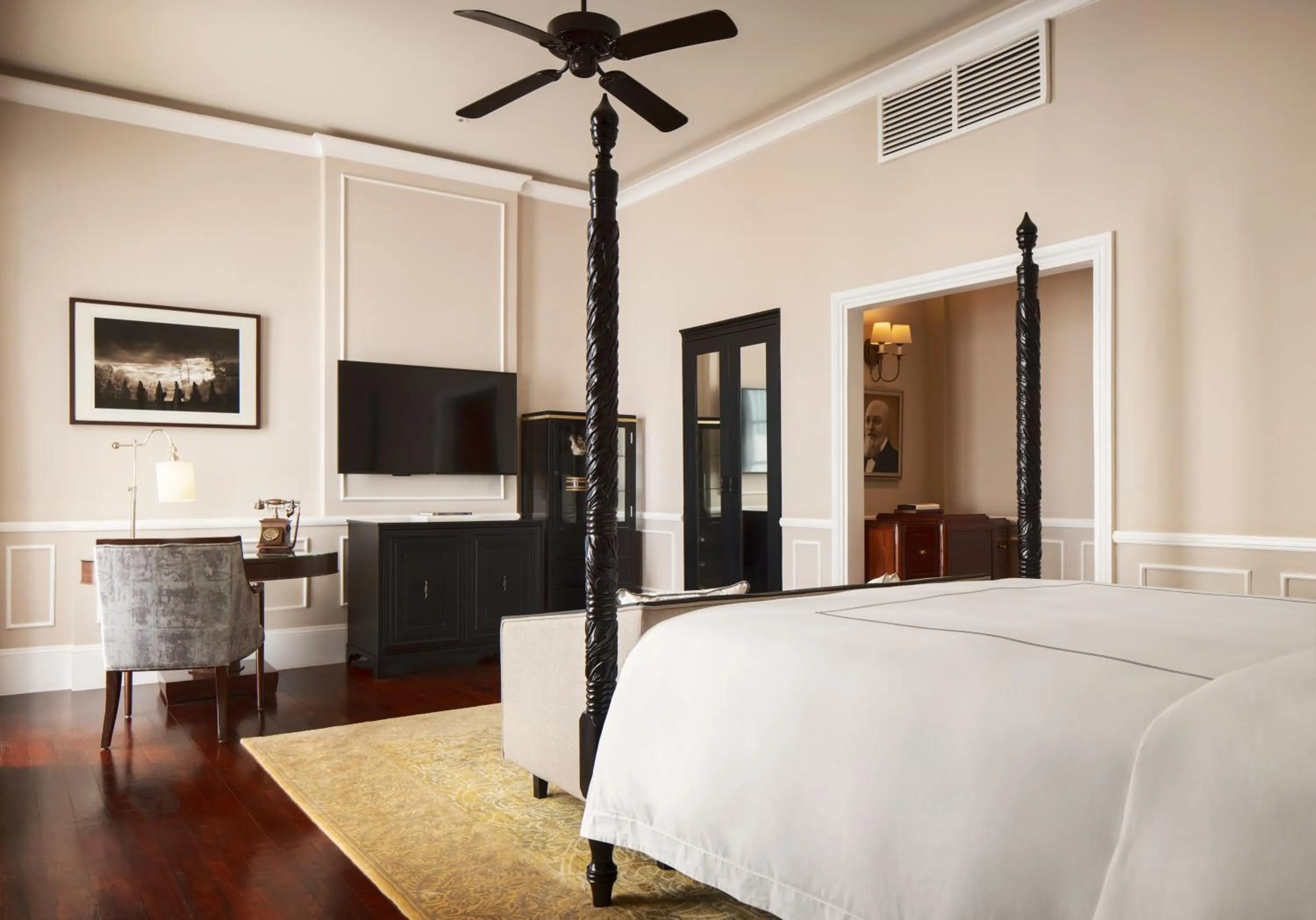 Bed in Raffles Grand Hotel d'Angkor