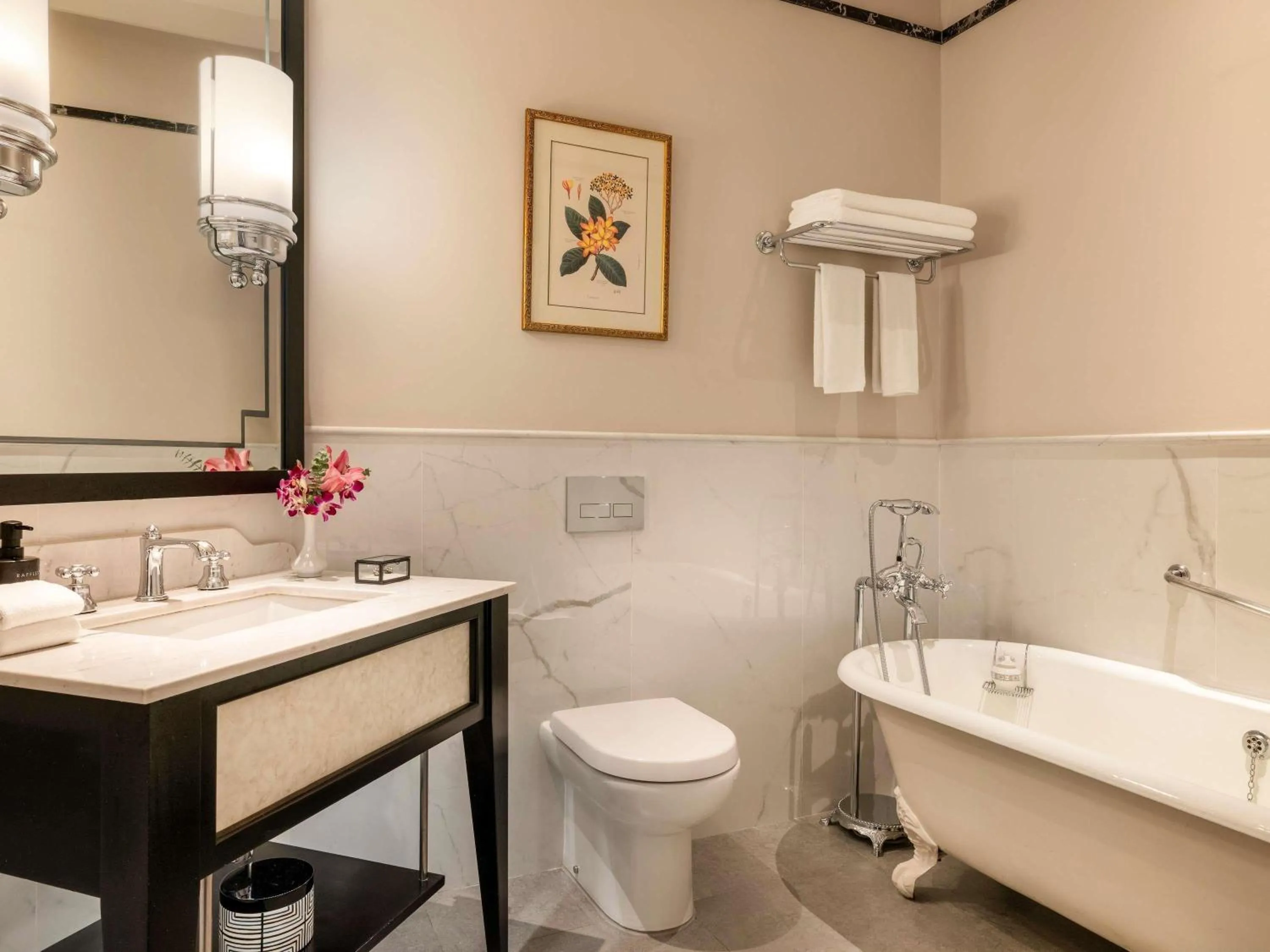 Bedroom in Raffles Grand Hotel d'Angkor