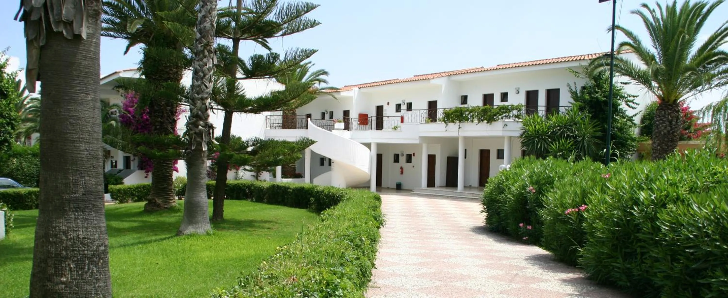 Garden view in Morfeas Hotel