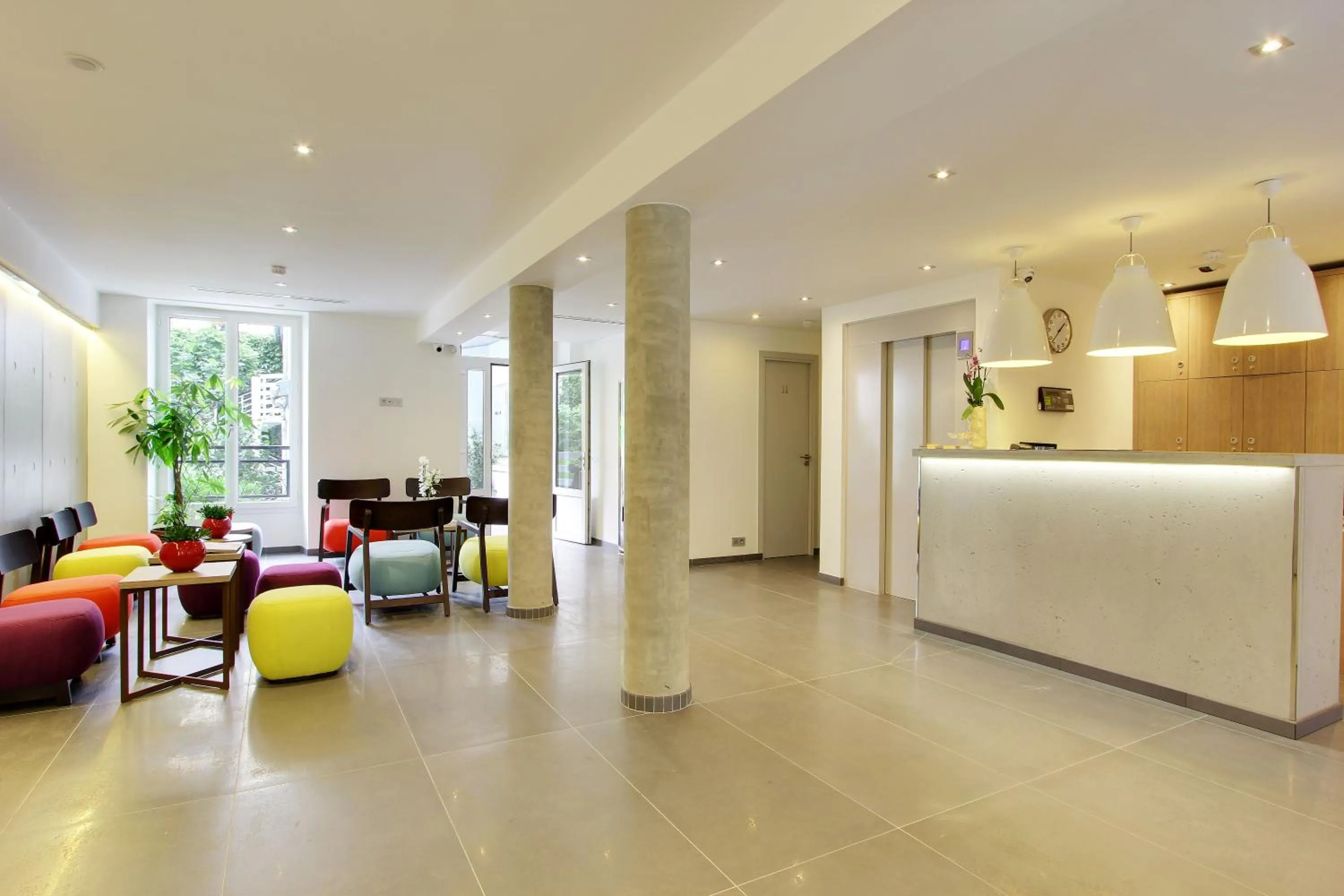 Lobby or reception in Hotel Alhambra