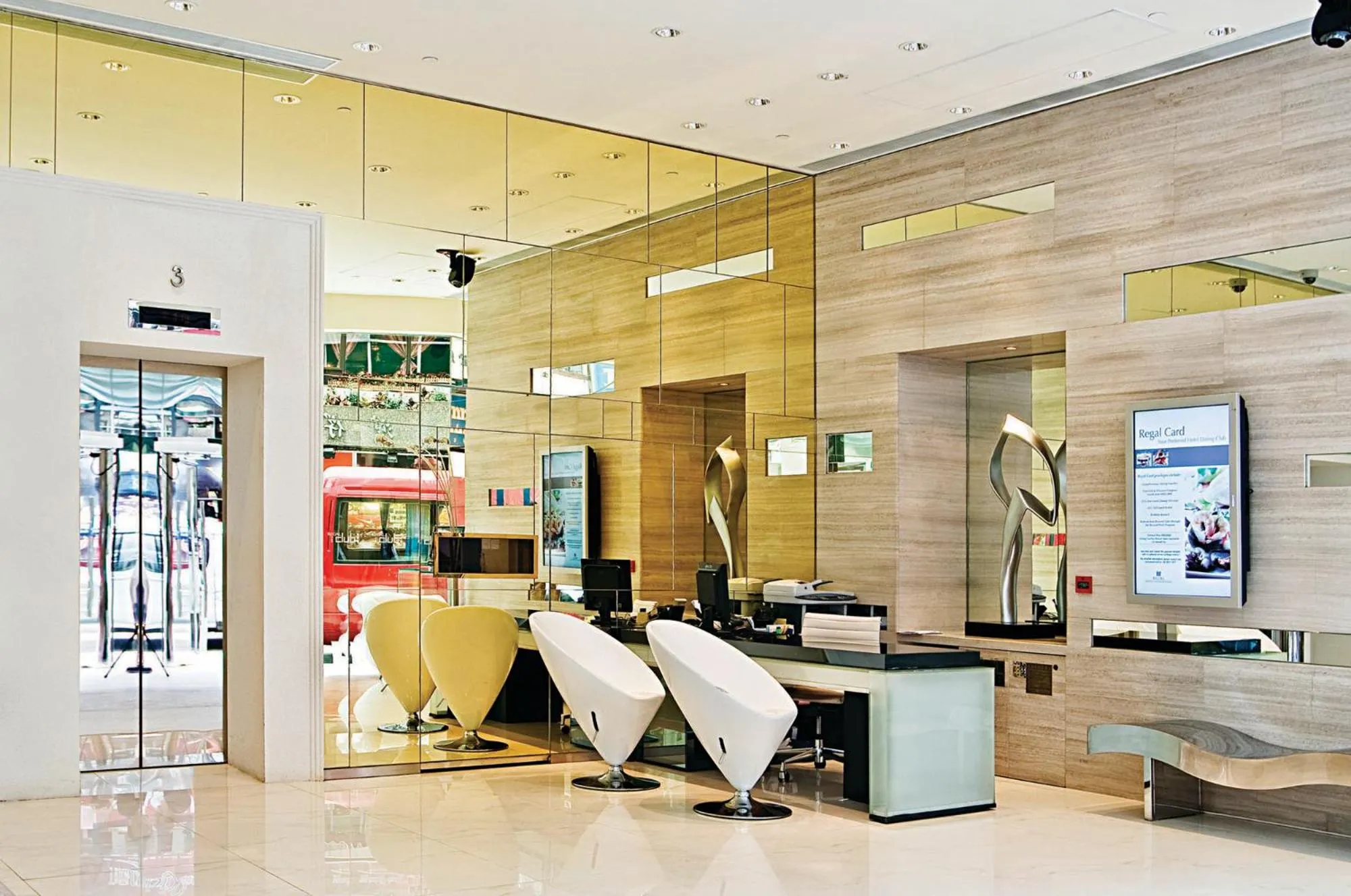 Lobby or reception in iclub Wan Chai Hotel