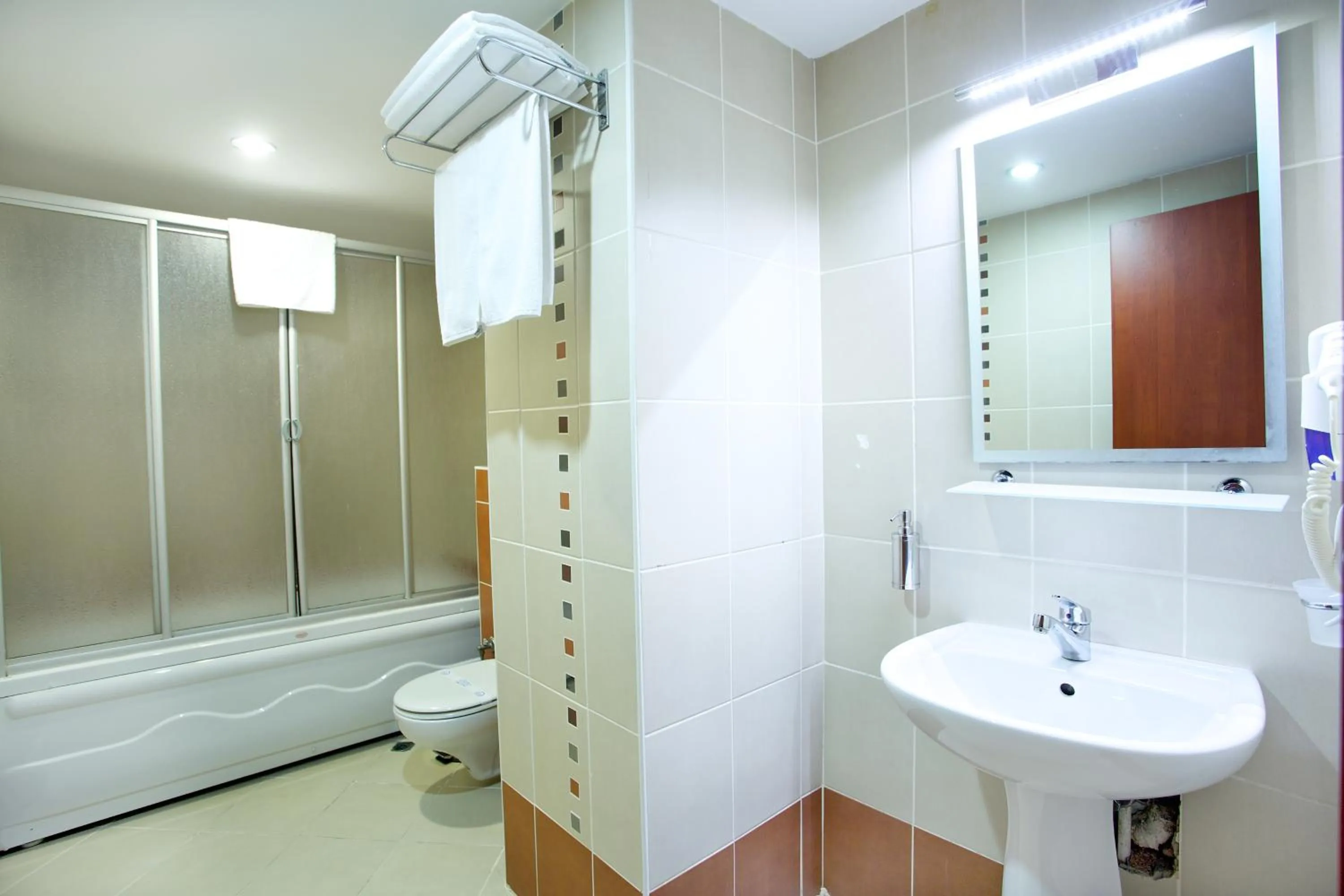 Bathroom in Budo Hotel