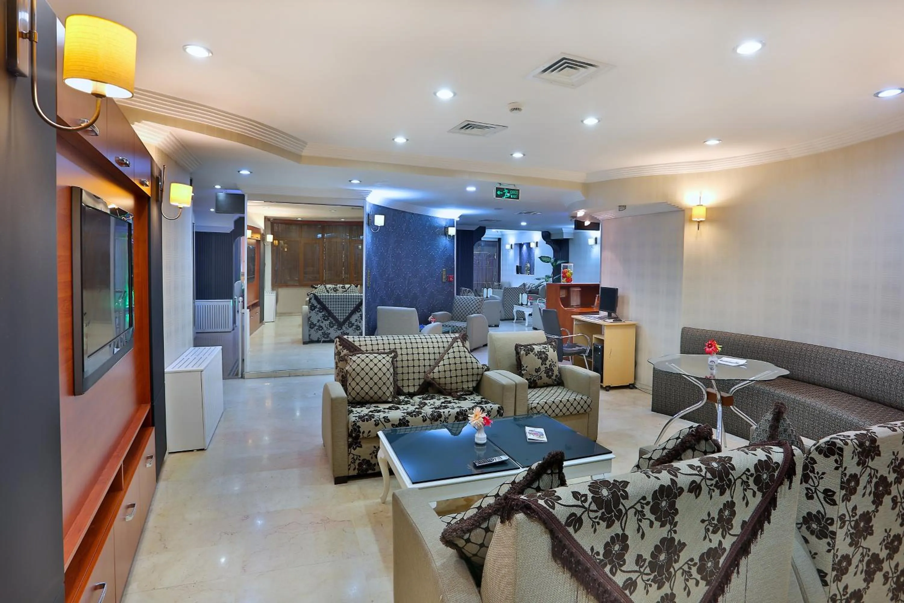 Lobby or reception in Budo Hotel