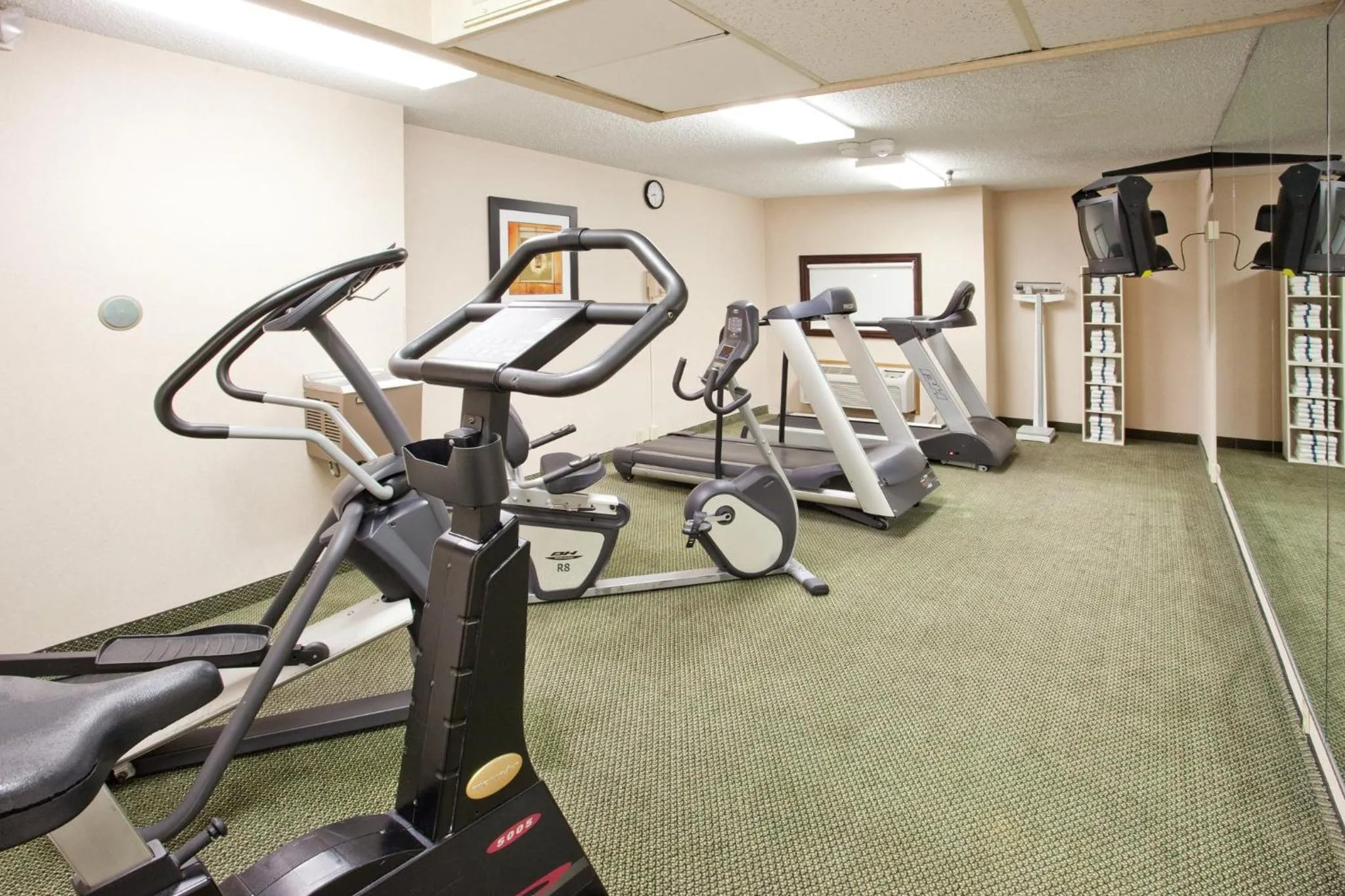 Fitness centre/facilities in Holiday Inn Great Falls-Convention Center by IHG