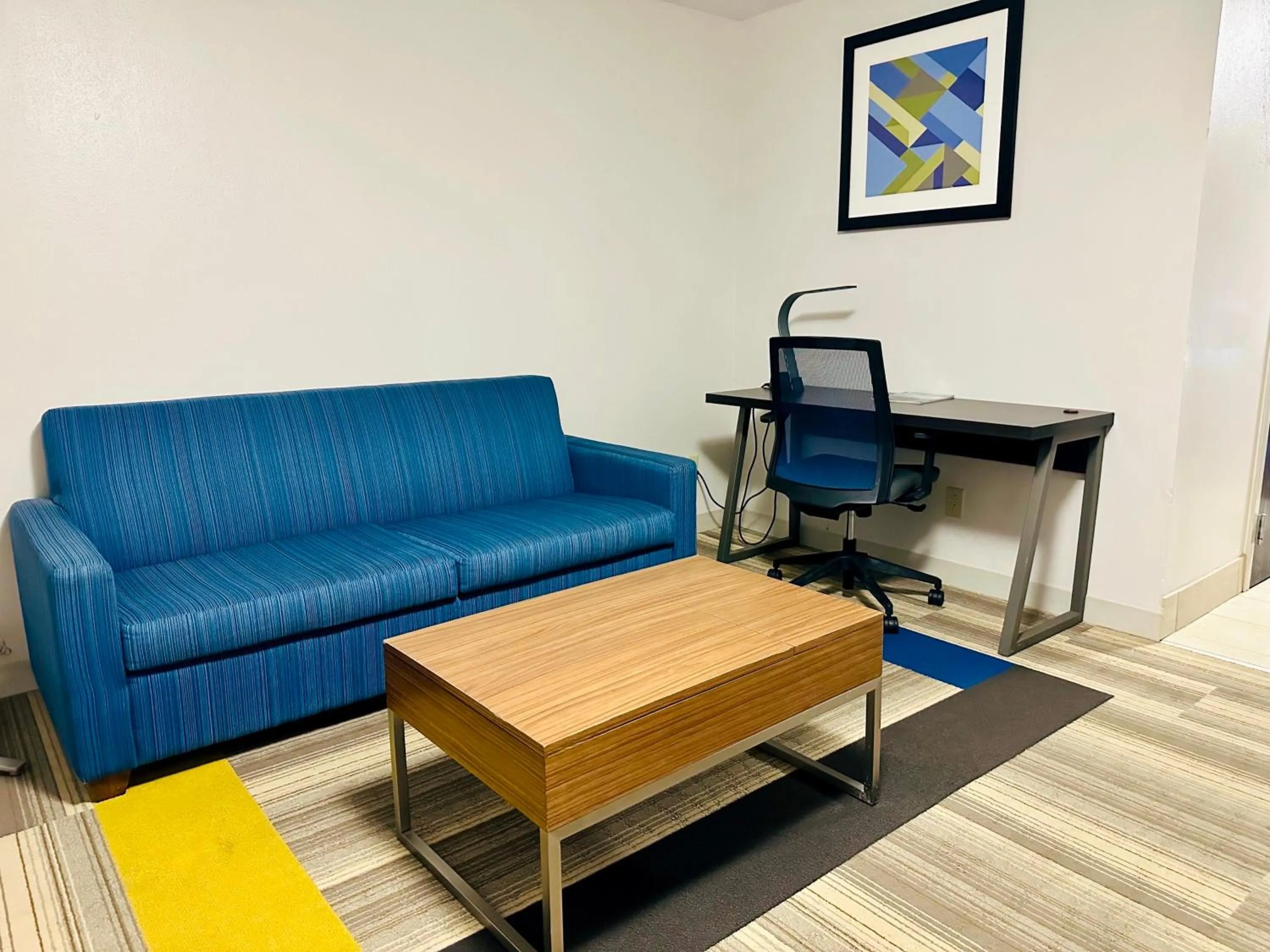 Photo of the whole room in Holiday Inn Express & Suites Chattanooga-Hixson by IHG