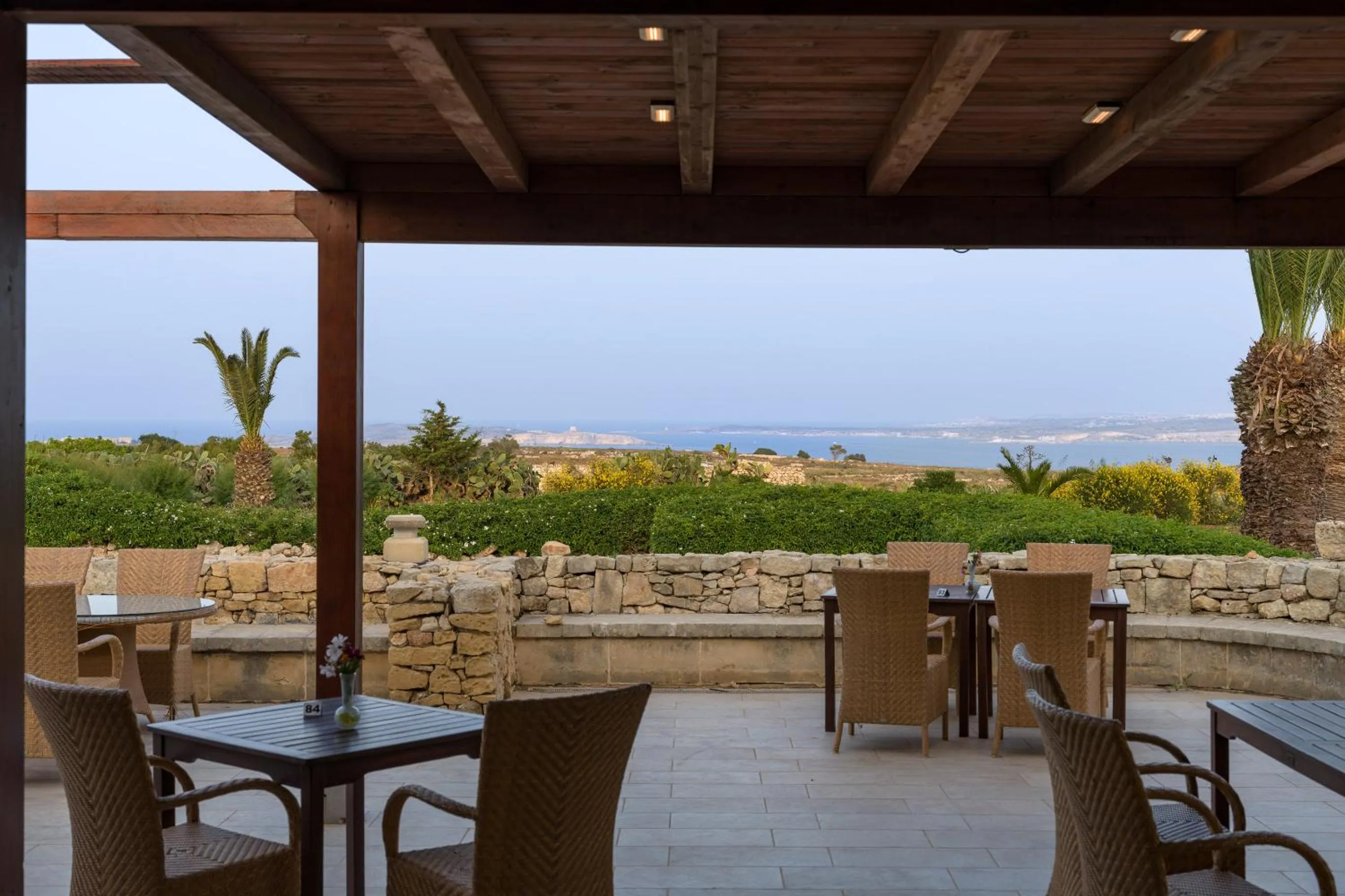 Restaurant/places to eat in Hotel Ta' Cenc & Spa