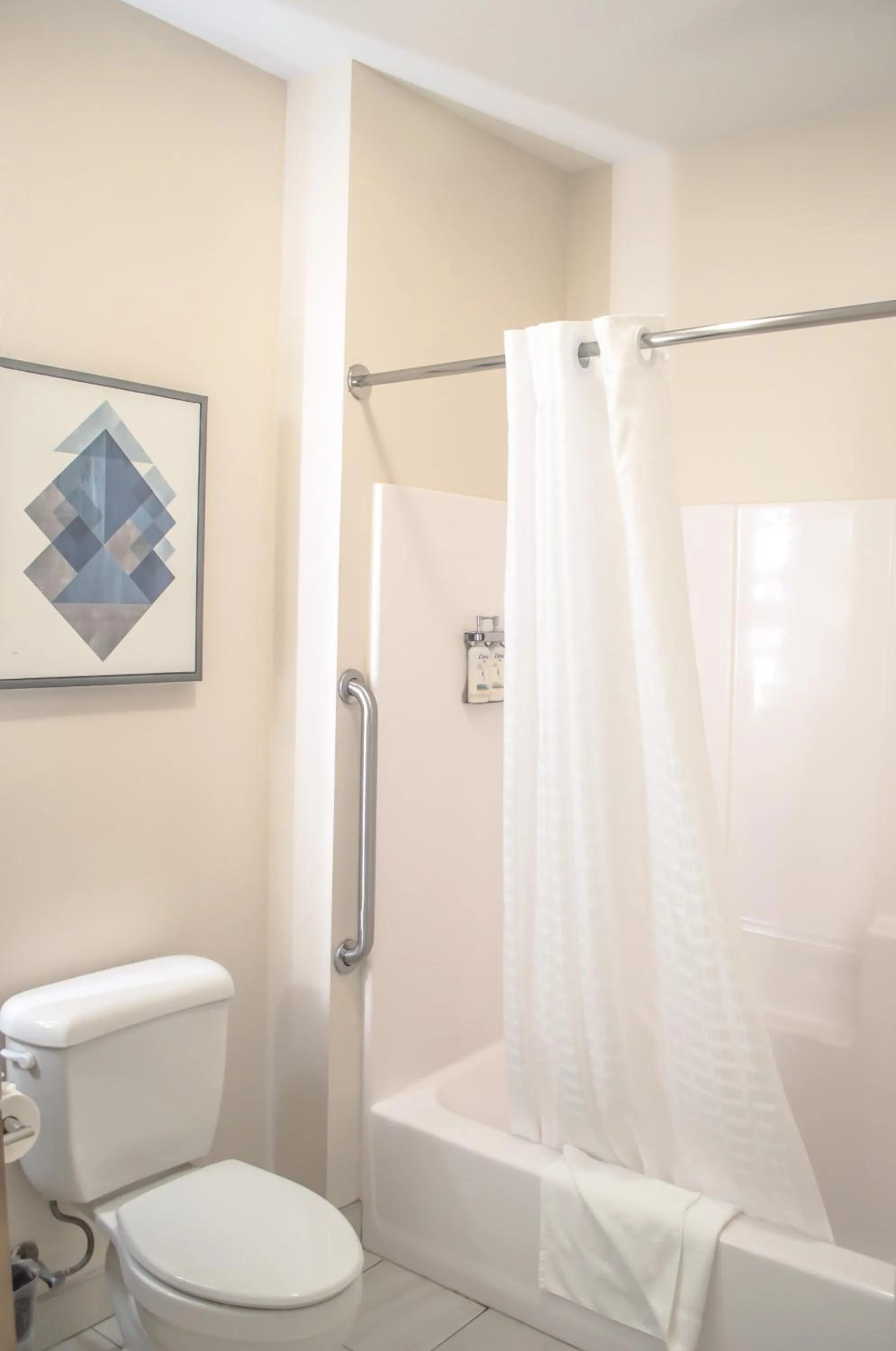 Bathroom in Candlewood Suites Longview by IHG