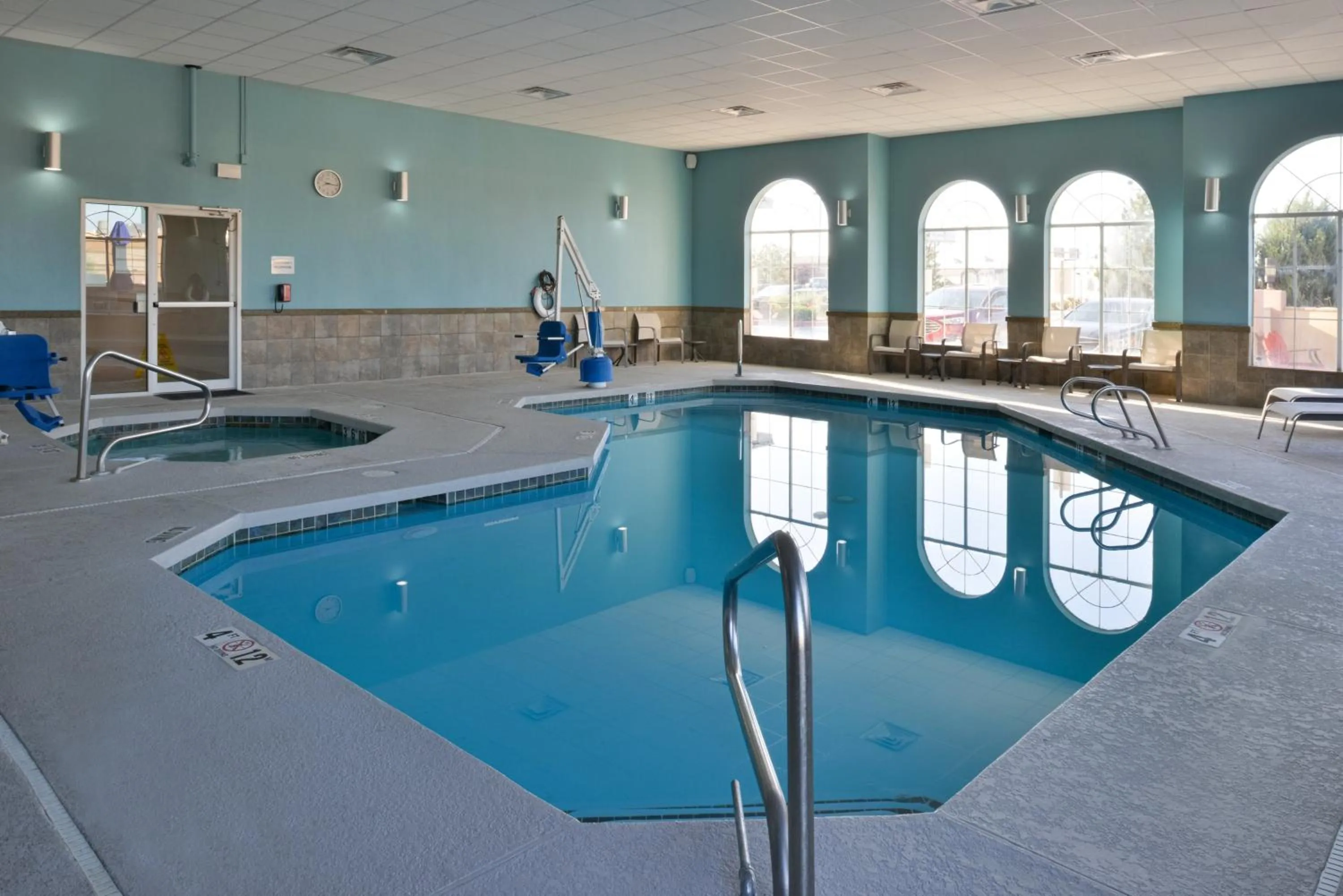 Swimming pool in Holiday Inn Express & Suites Farmington Bloomfield by IHG