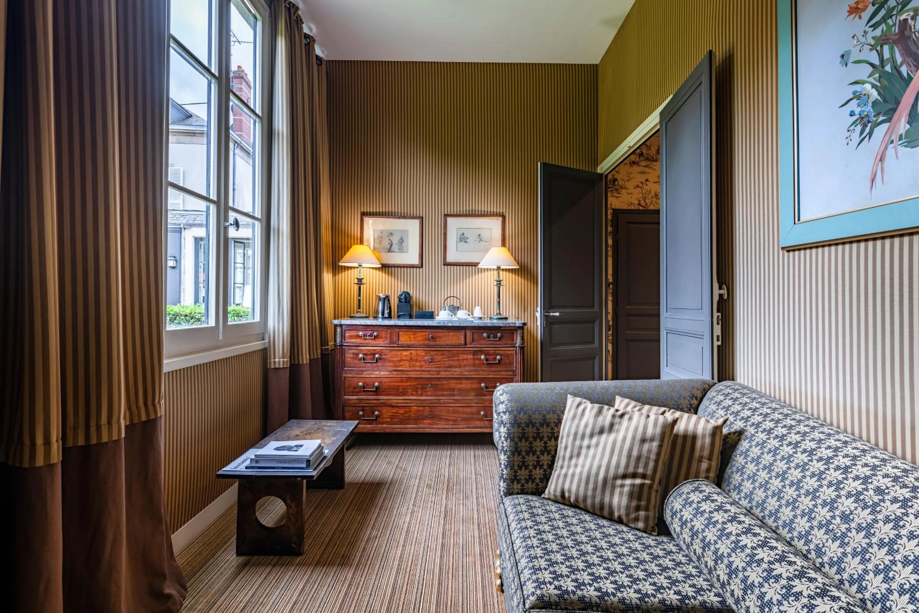 Seating area in La Chapelle Saint Martin