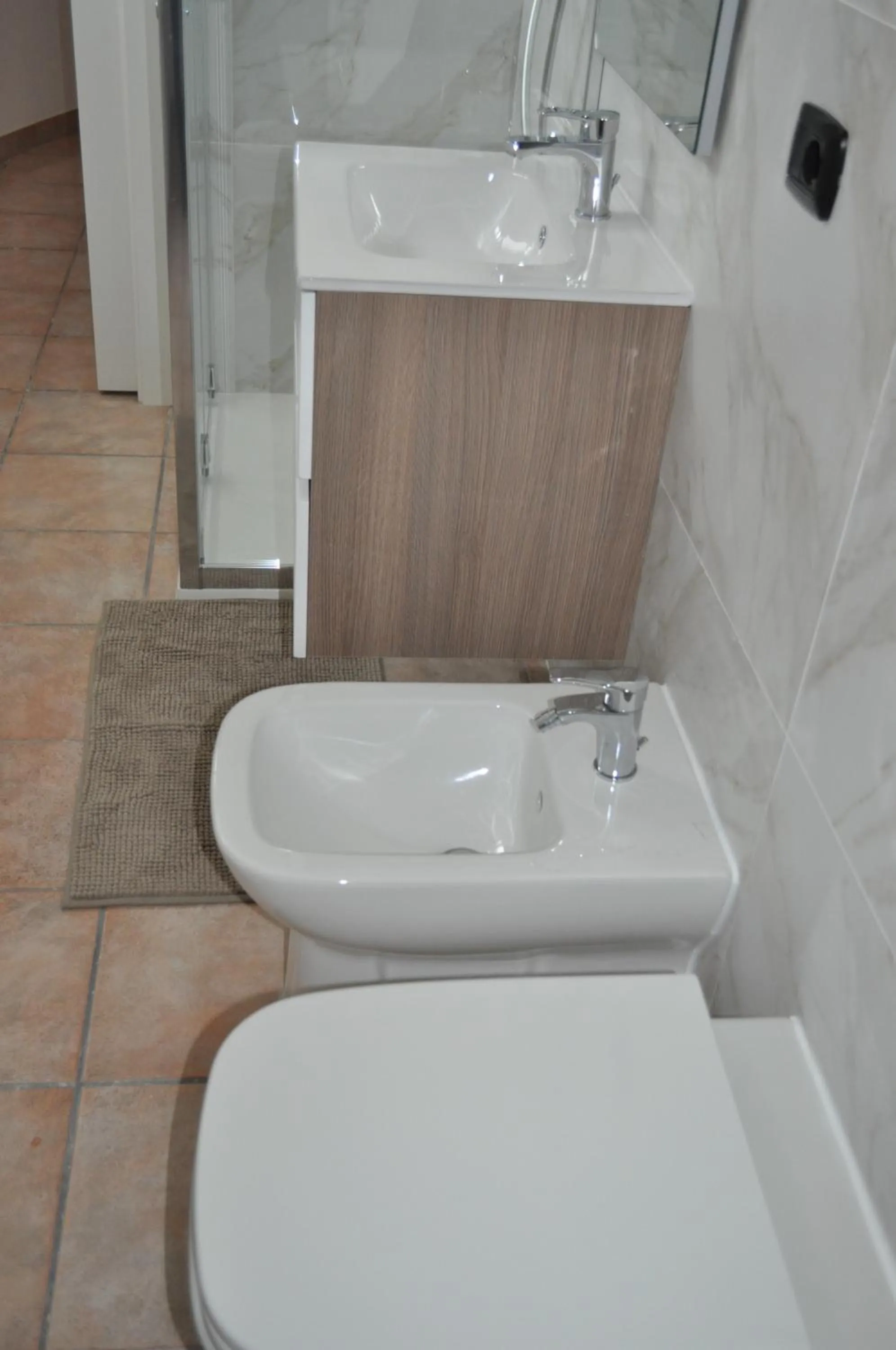 Shower in La Specchia