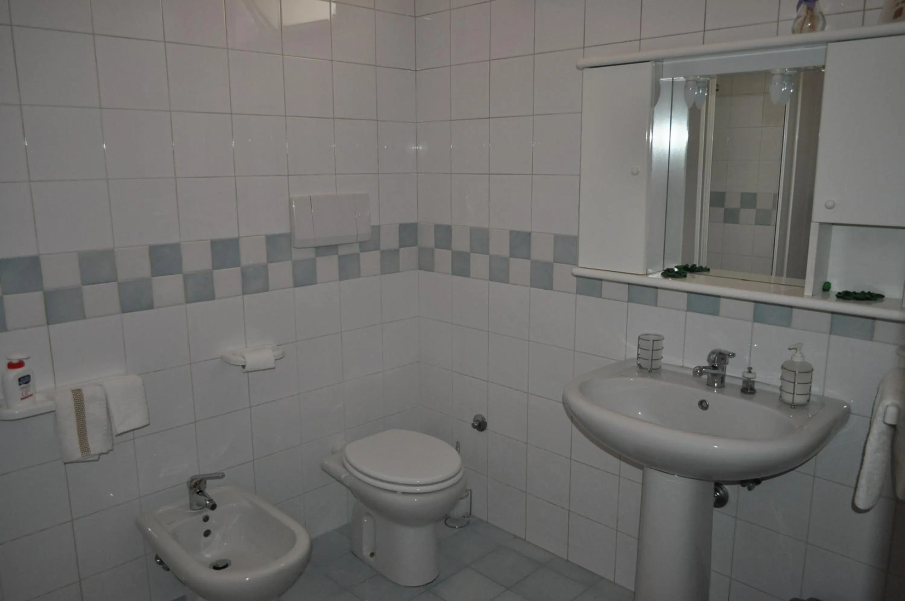 Bathroom in La Specchia