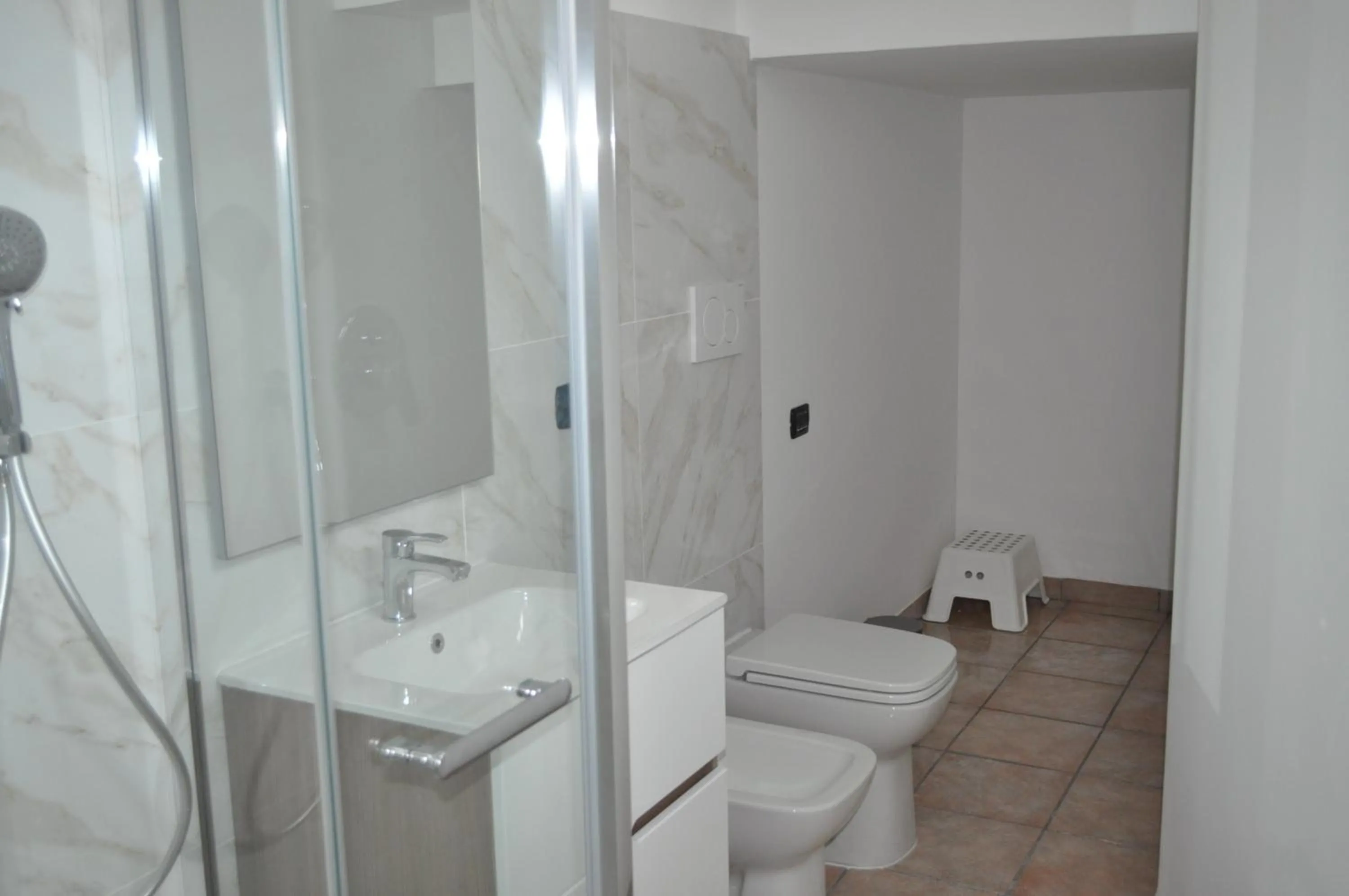 Shower in La Specchia
