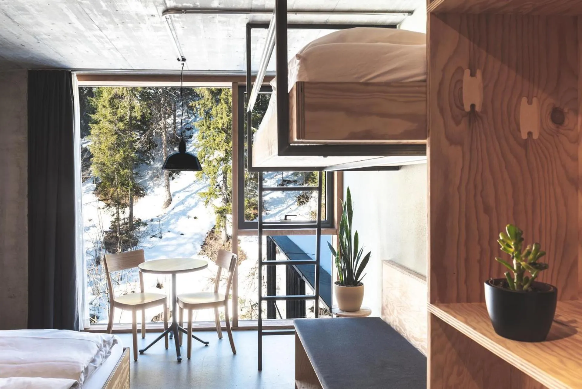 Bedroom in Riders Hotel