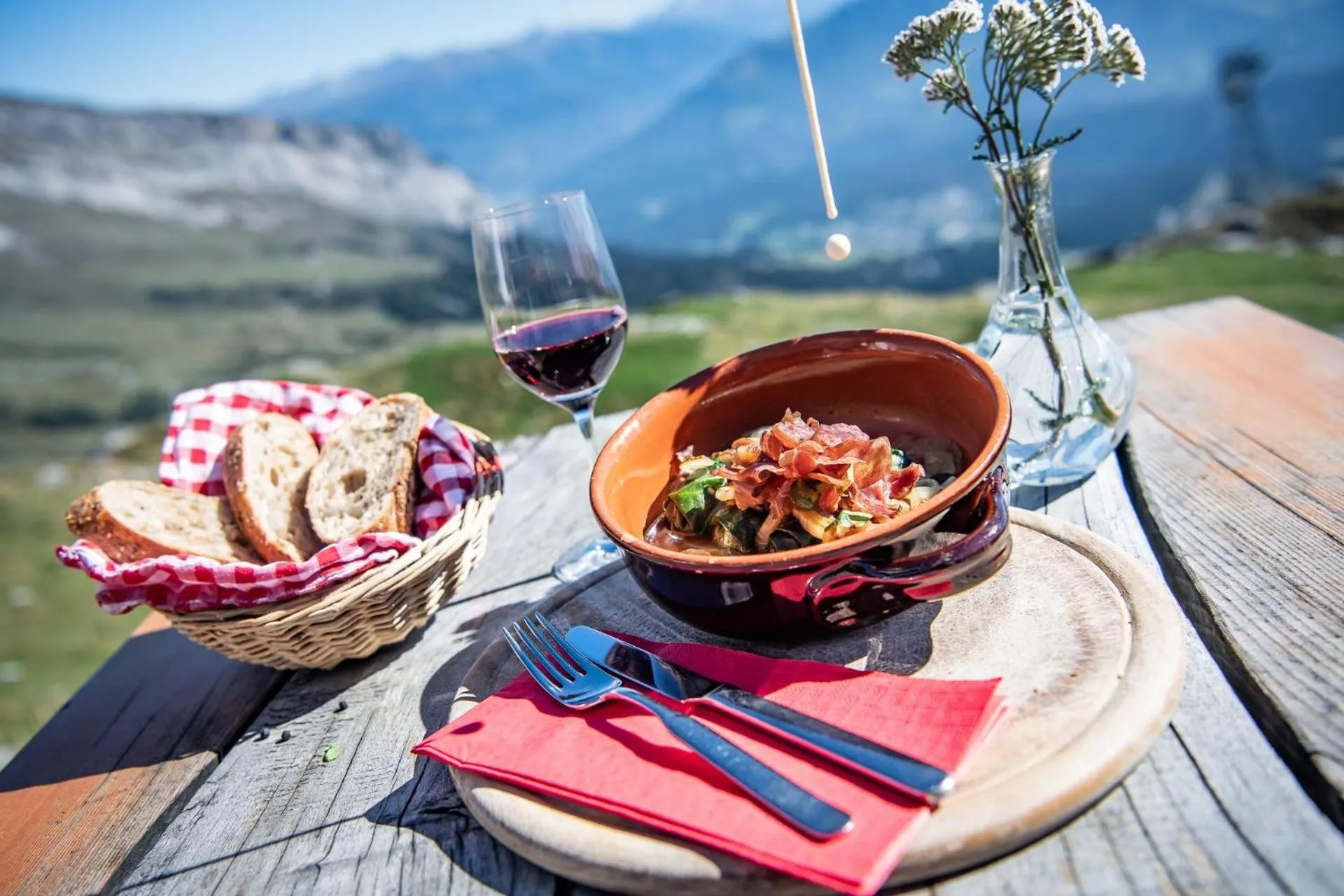 Food in signinahotel