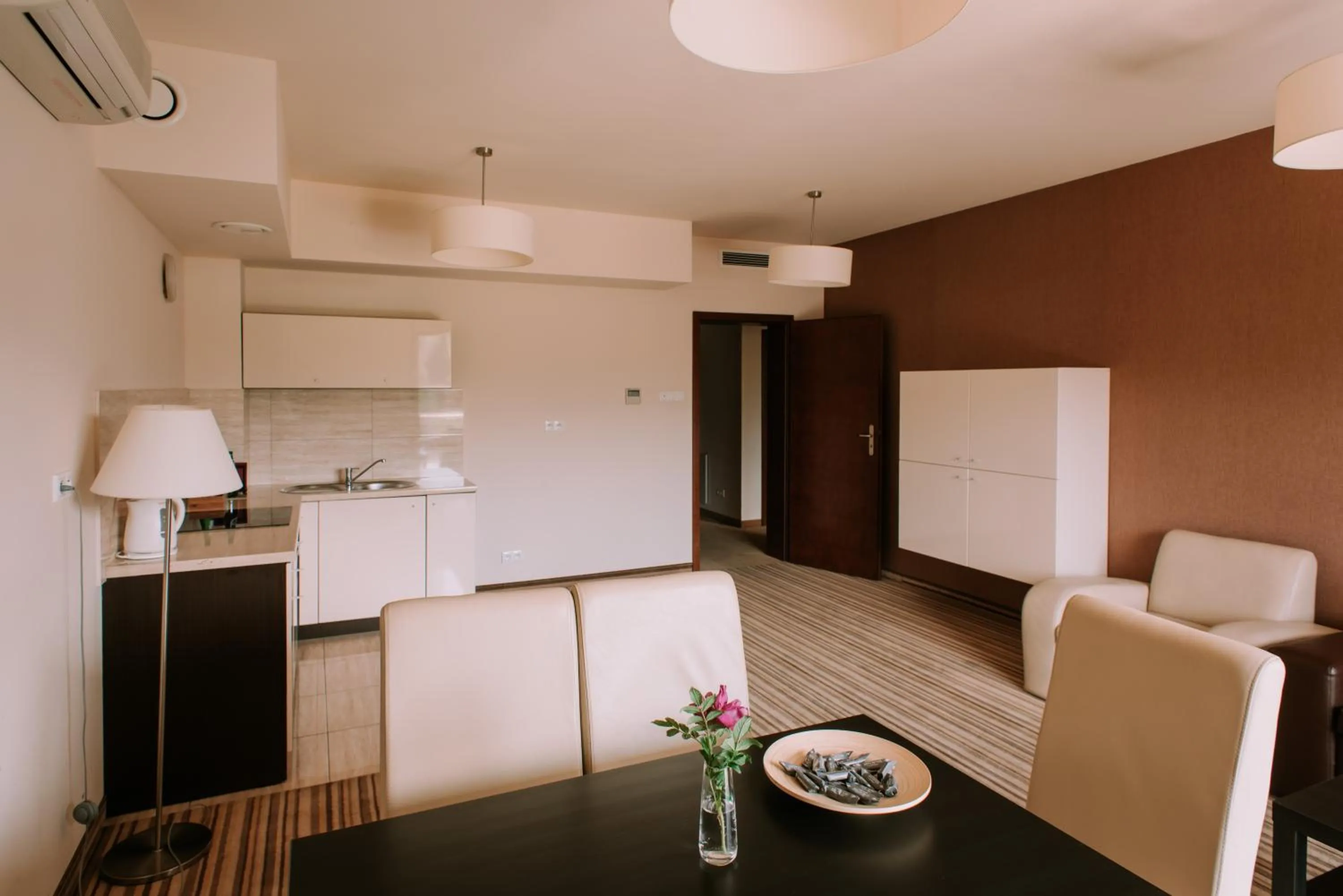 Kitchen or kitchenette in Szklane Domy