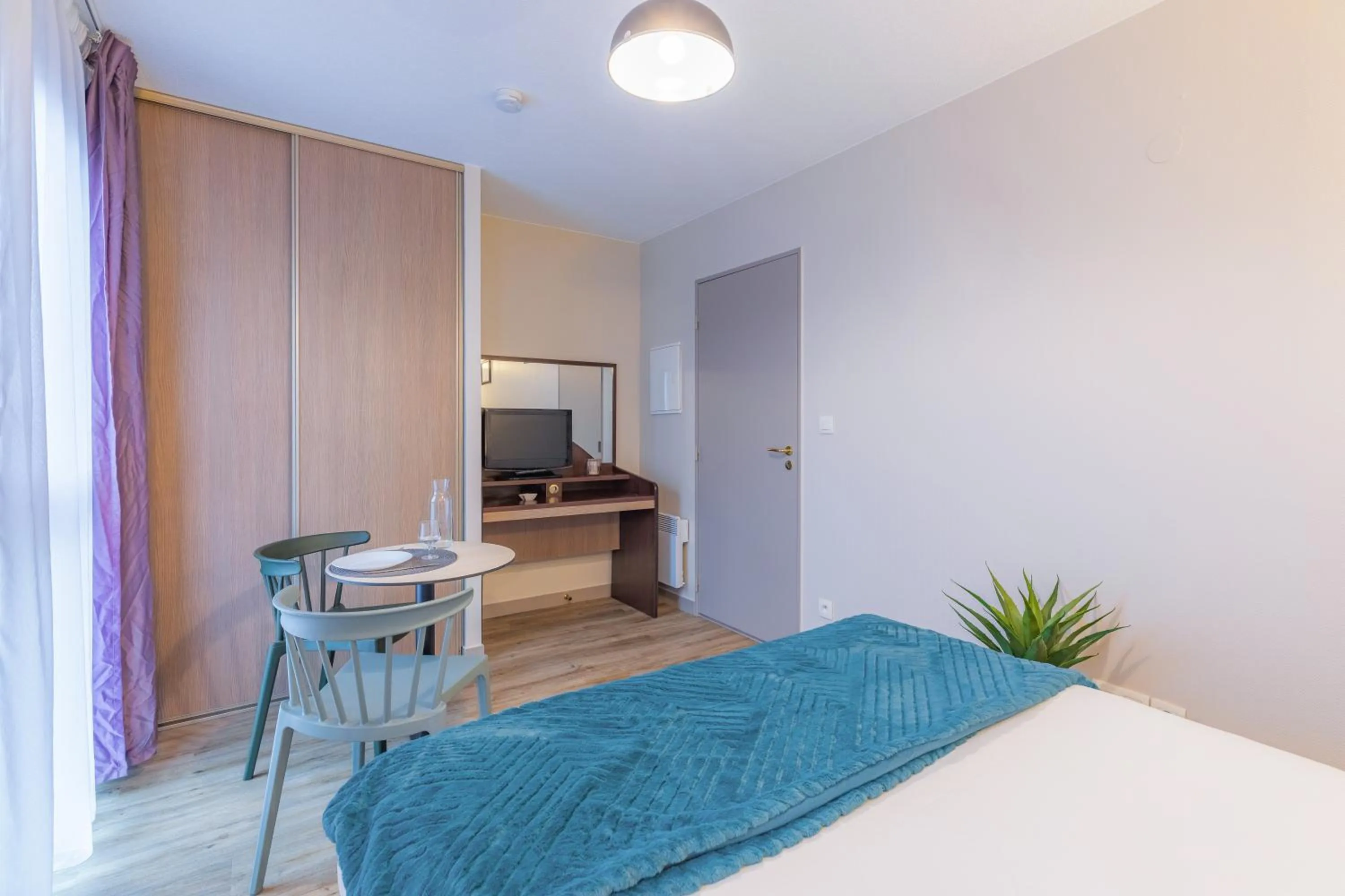 Bed in Appart'City Classic Angoulême Centre