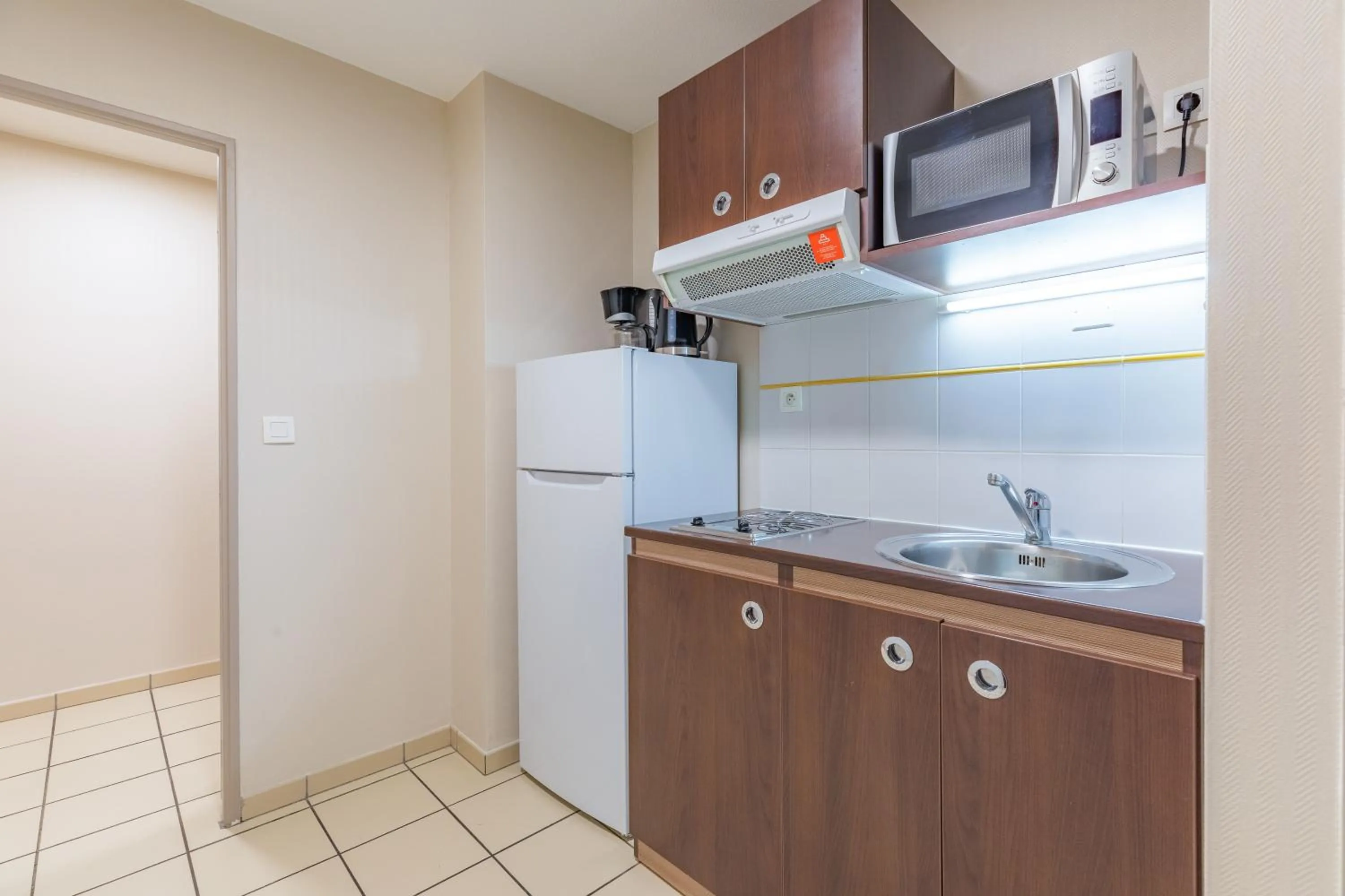 Kitchen or kitchenette in Appart'City Classic Angoulême Centre