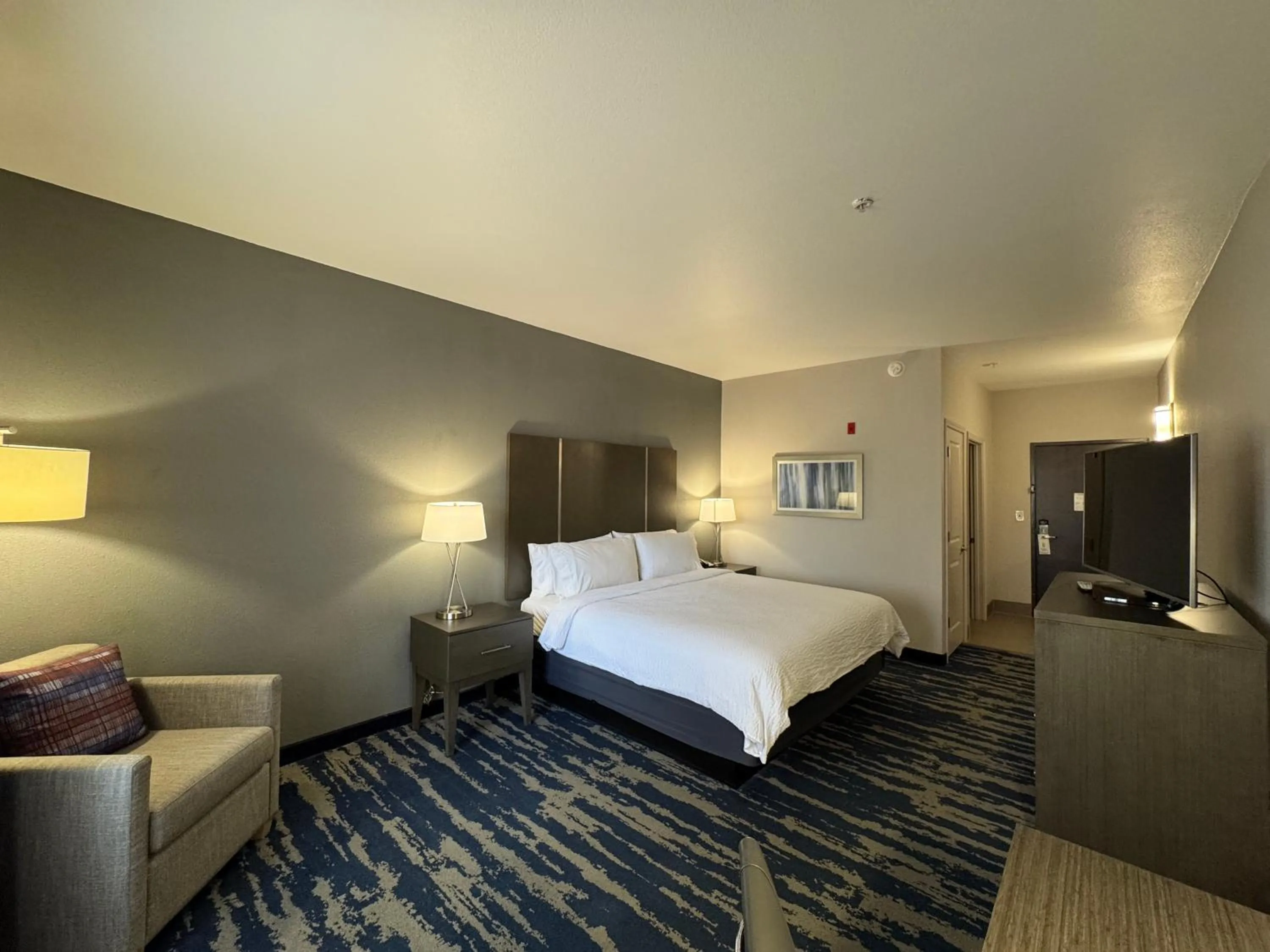 Bedroom, Bed in Garner Hotel Longview South by IHG