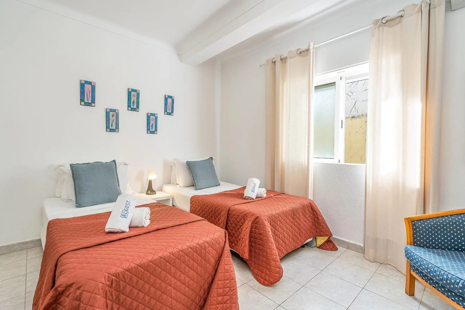 Twin Room in Alvor House Lagoon