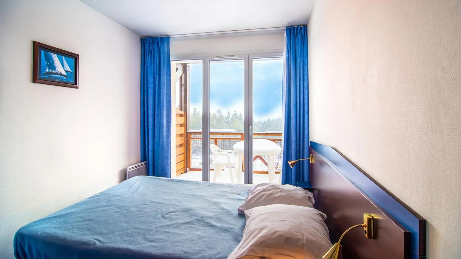 One-Bedroom Apartment (2 - 4 People) in Vacancéole - Appart'Vacances Pyrénées 2000 One-Bedroom Apartment (2 - 4 People) in Vacancéole - Appart'Vacances Pyrénées 2000