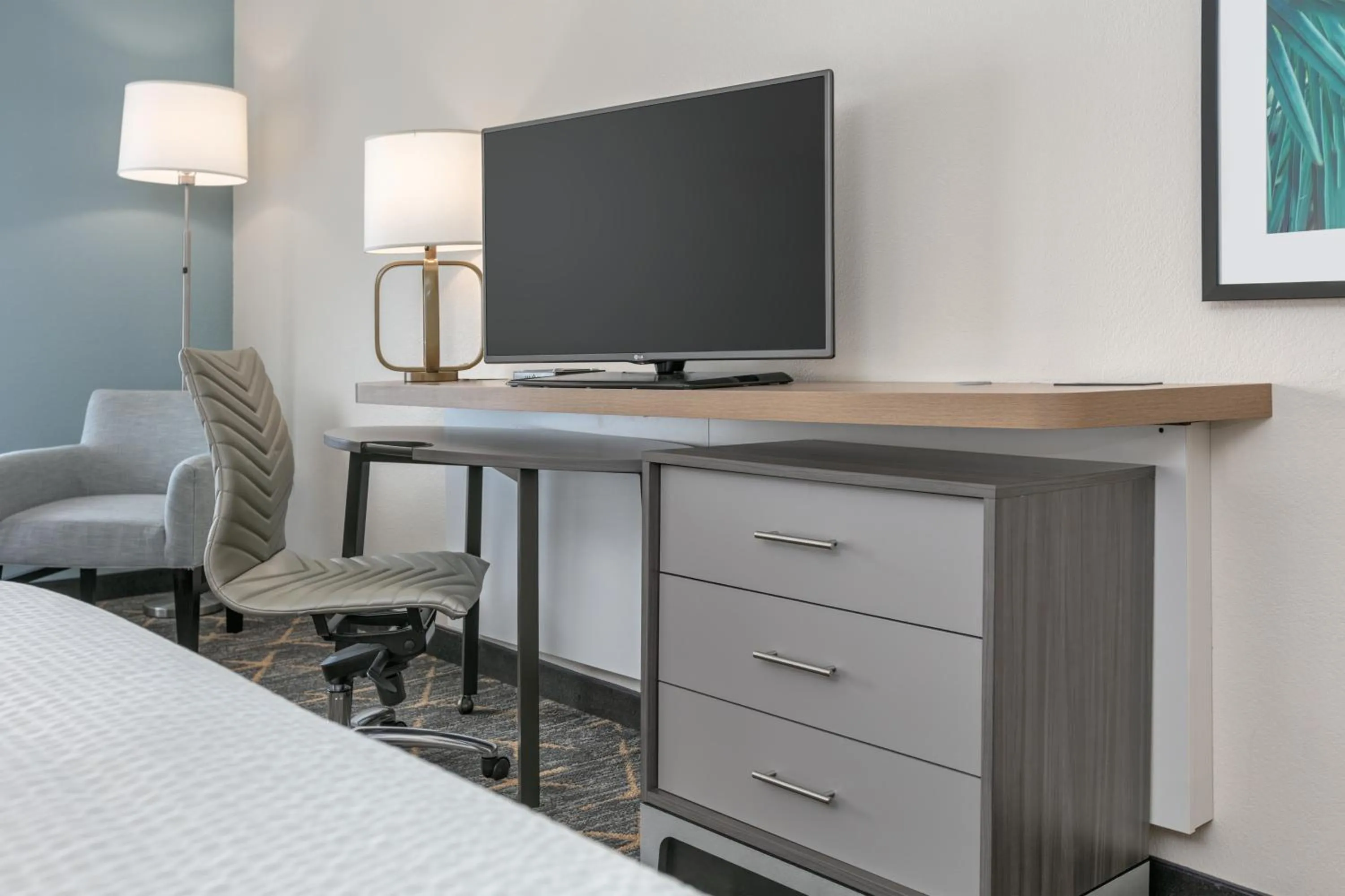 TV and multimedia, Bed in Holiday Inn Houma by IHG