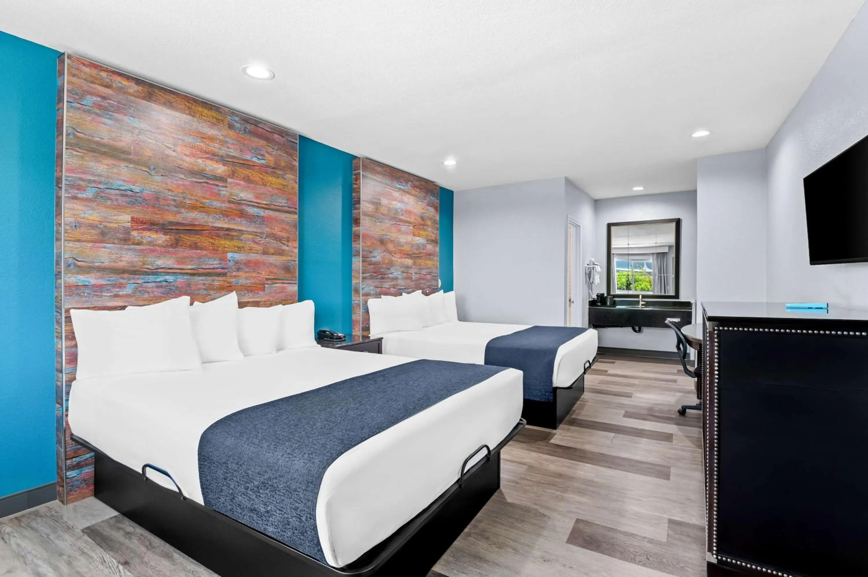 Bedroom, Bed in SureStay Hotel by Best Western Buena Park Anaheim