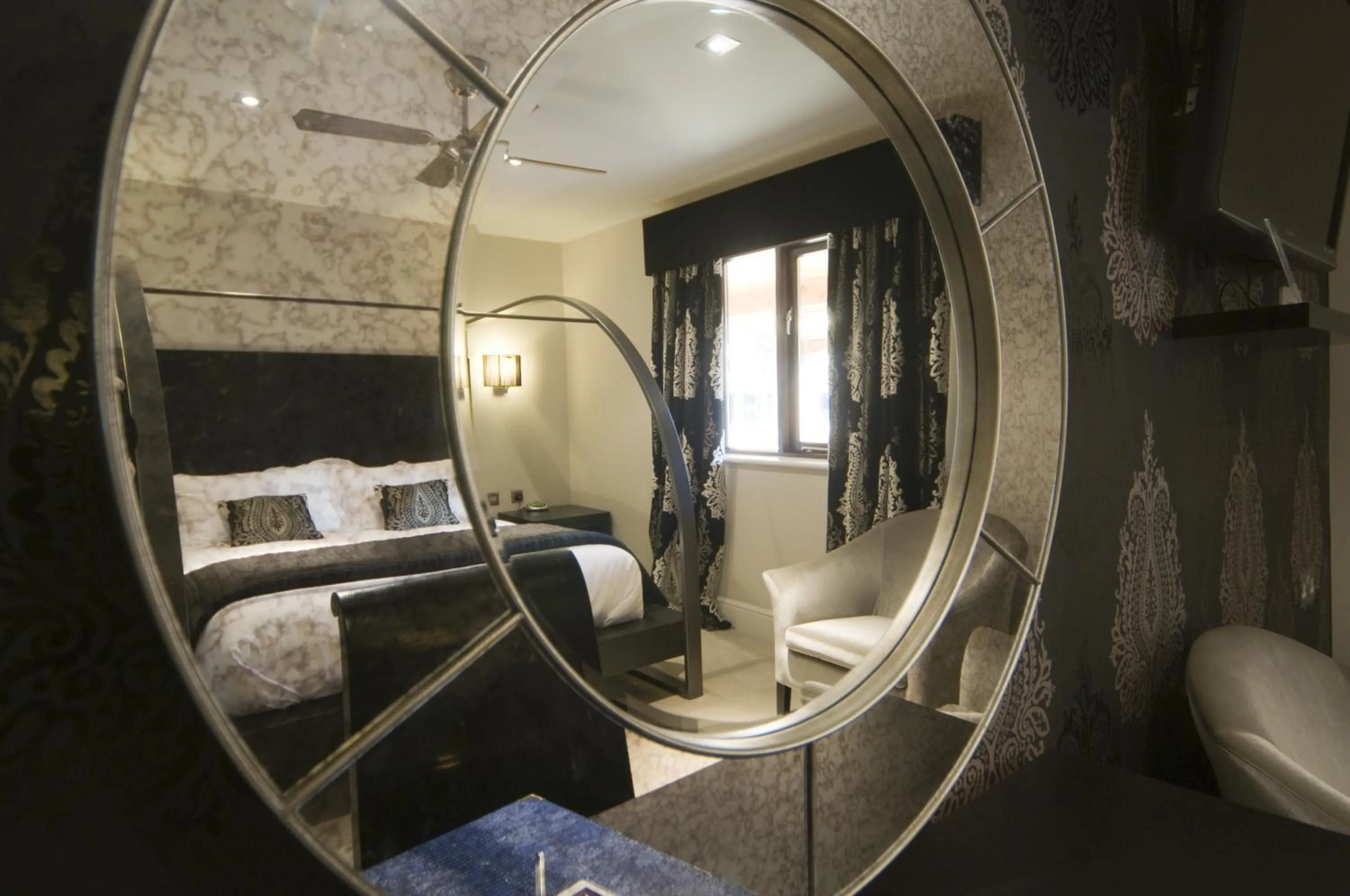 Bedroom, Bed in Hall Farm Hotel And Restaurant