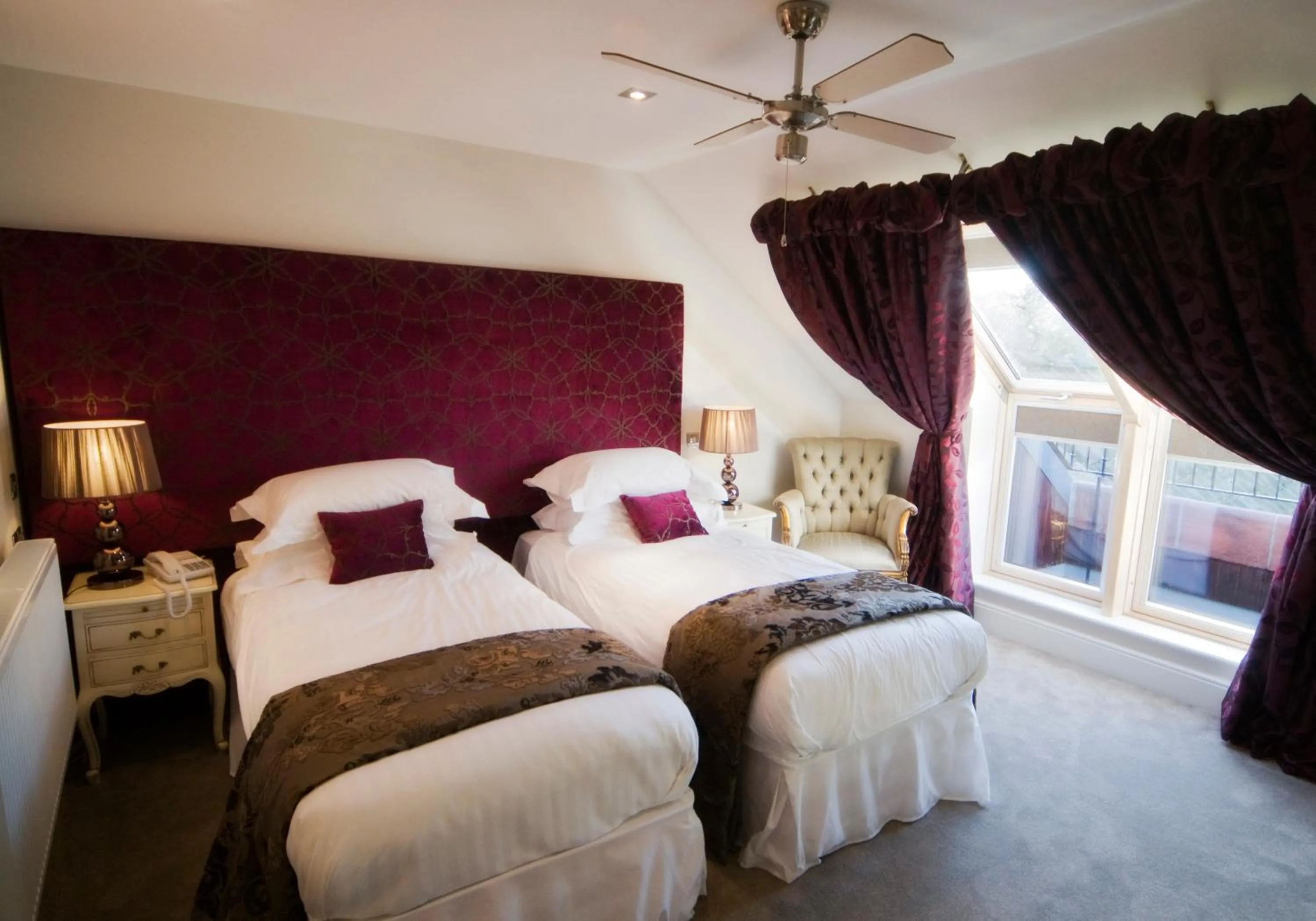 Bedroom, Bed in Hall Farm Hotel And Restaurant