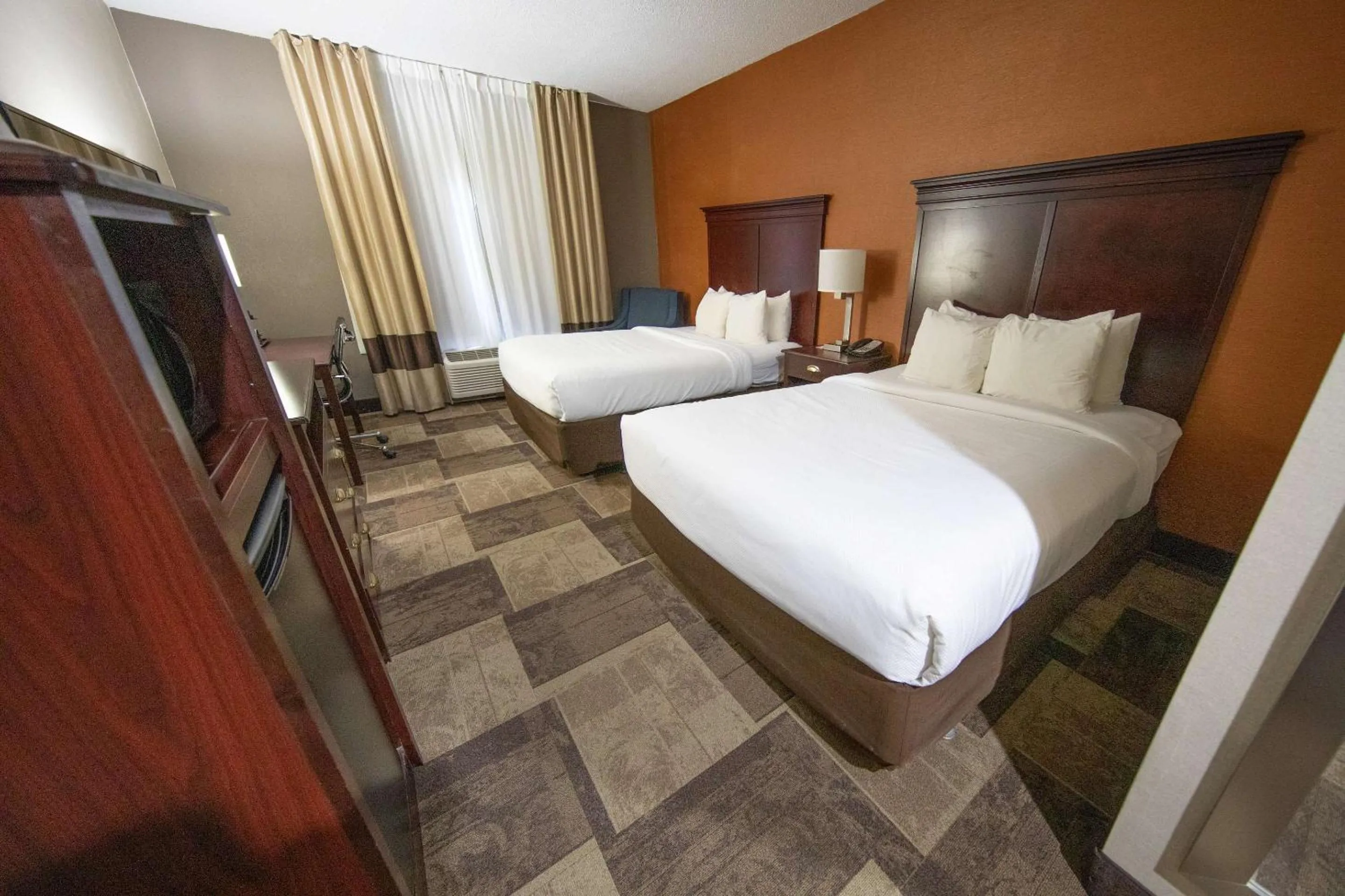 Bedroom, Bed in Comfort Inn & Suites Hutchinson