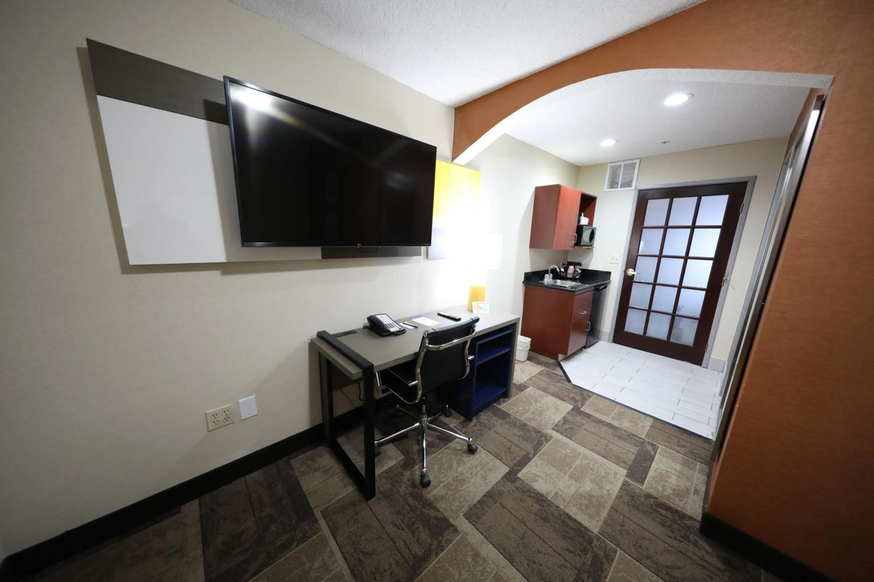 Comfort Inn & Suites Hutchinson