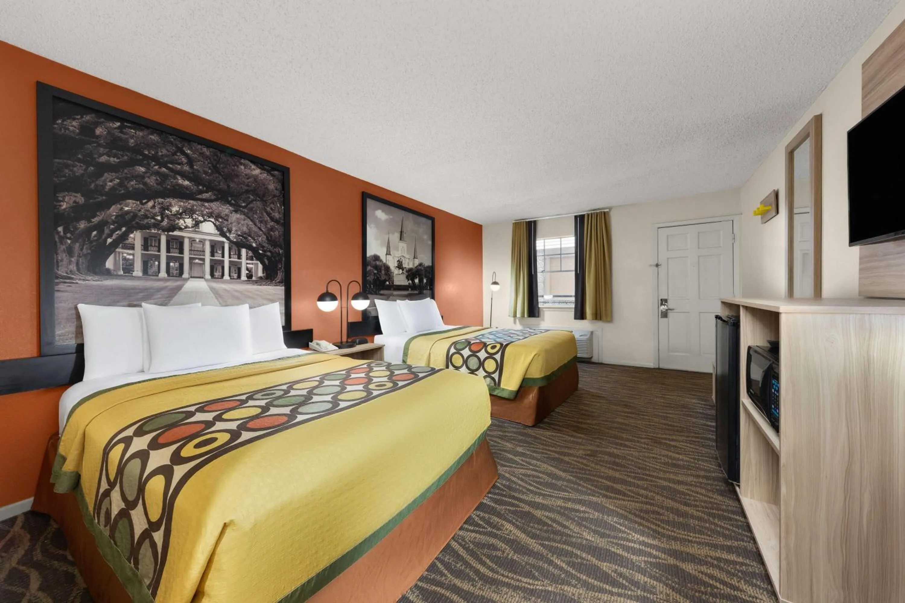 Photo of the whole room, Bed in Super 8 by Wyndham New Orleans