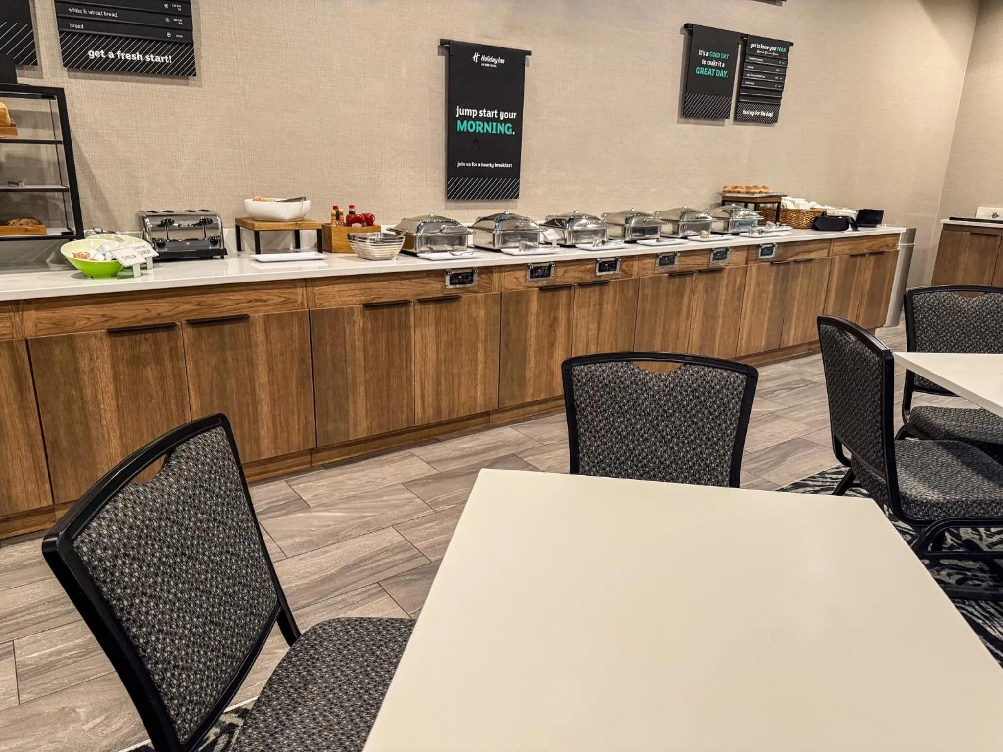 Breakfast in Holiday Inn Kearney by IHG