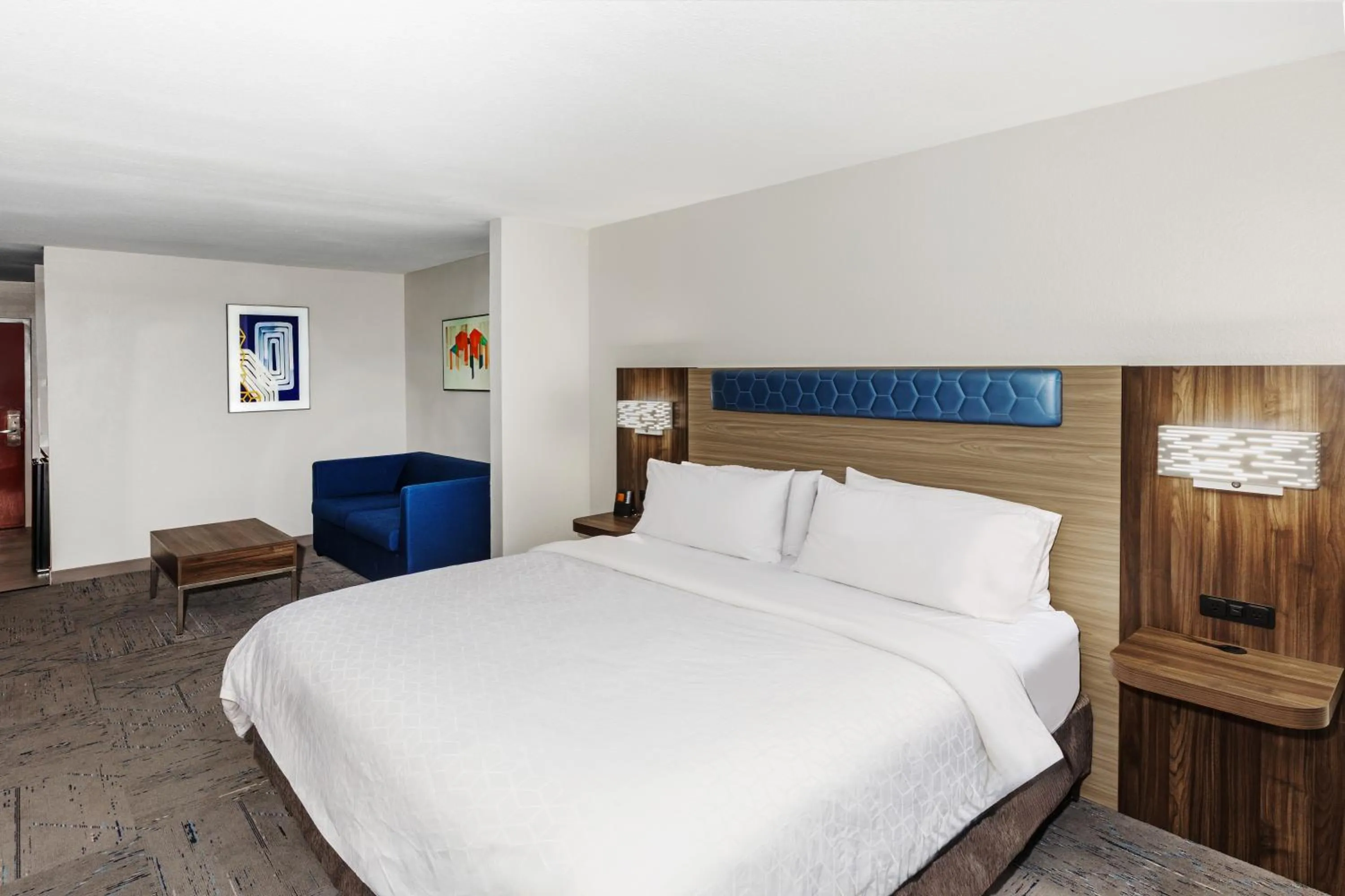 View (from property/room), Bed in Holiday Inn Express Breaux Bridge by IHG