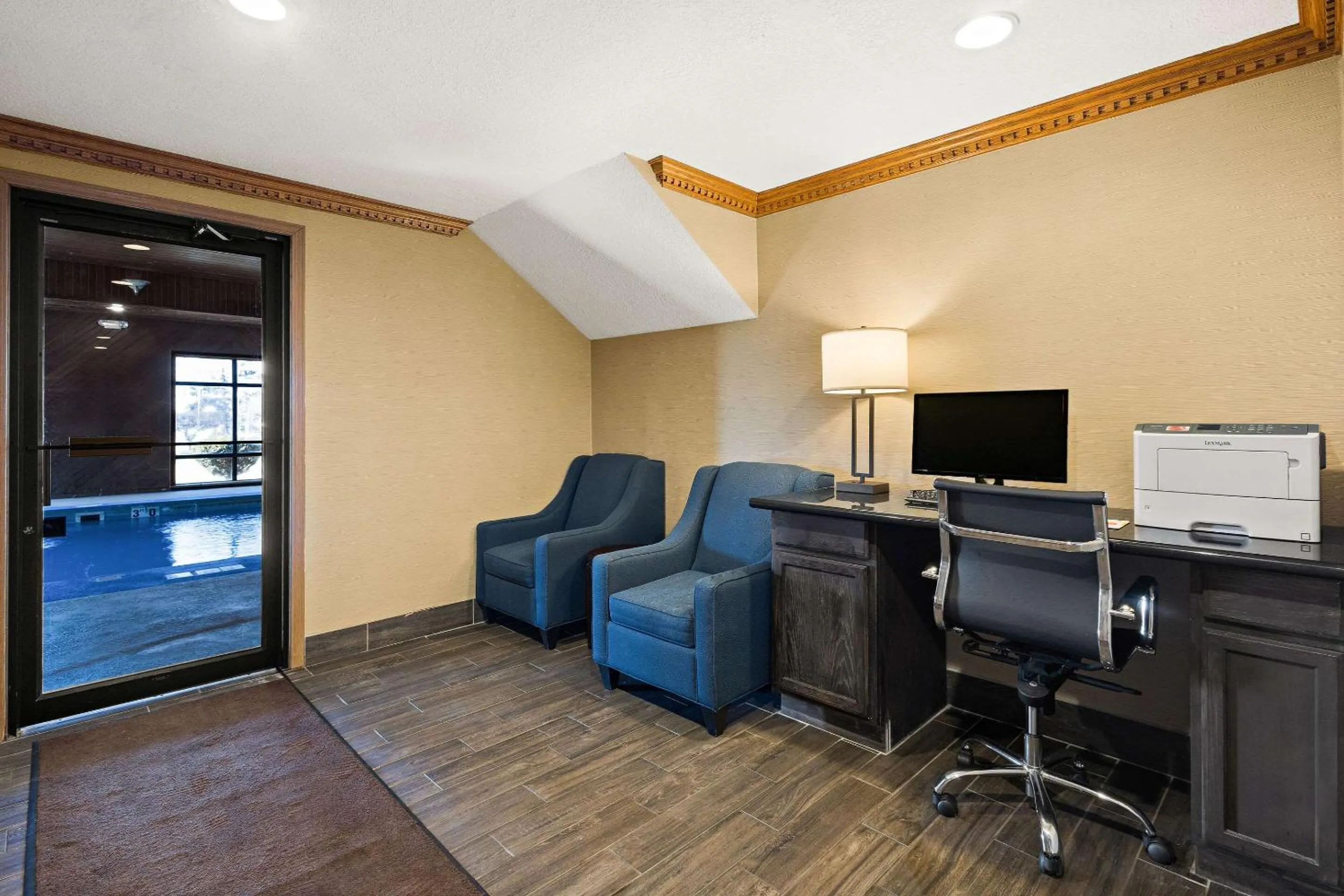 Business facilities in Comfort Inn Huntington Near University