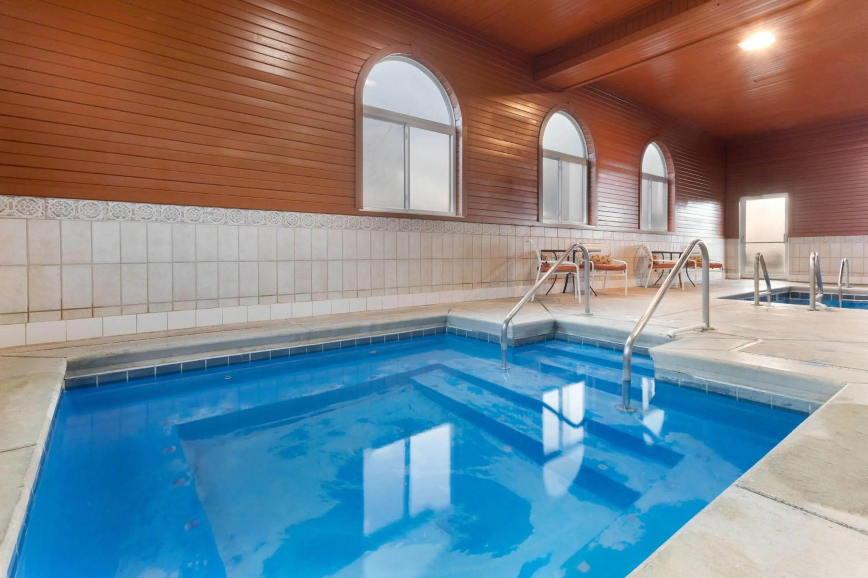 Hot Tub in La Quinta by Wyndham Frankfort