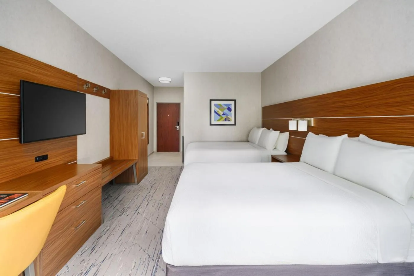 Bed in Holiday Inn Express Irondequoit by IHG