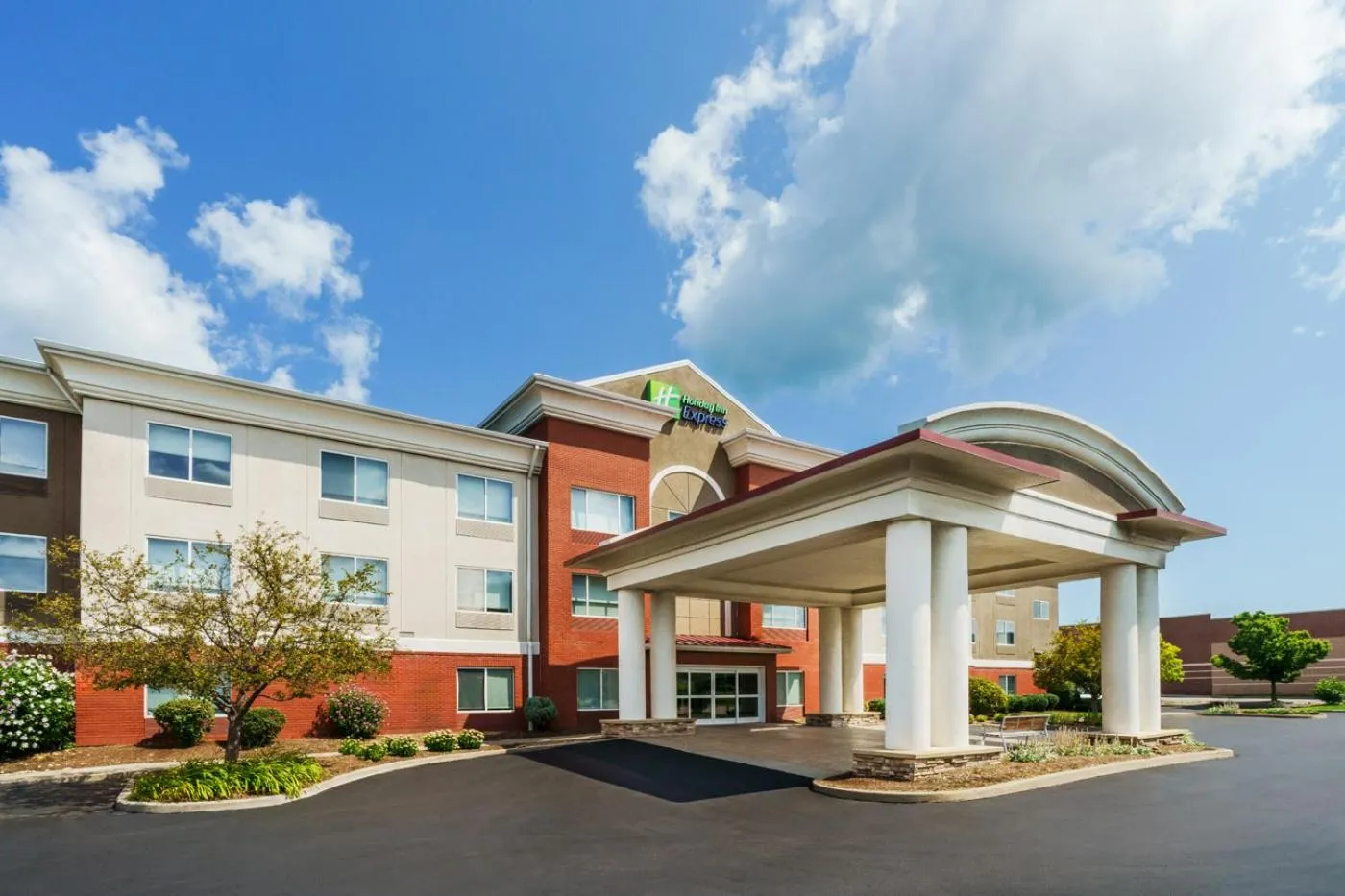 Property building in Holiday Inn Express Irondequoit by IHG