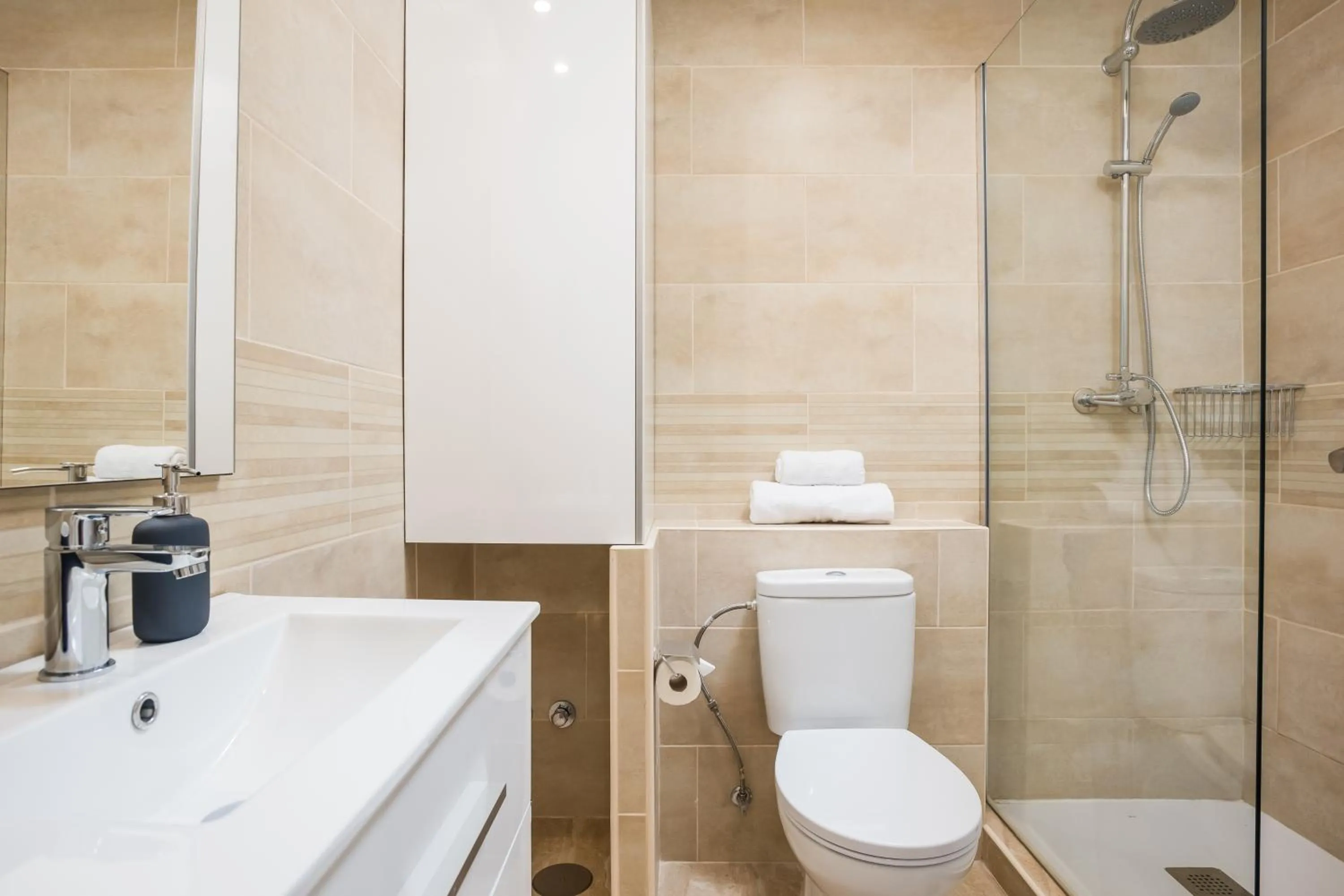 Shower in Ocean Vistas 24