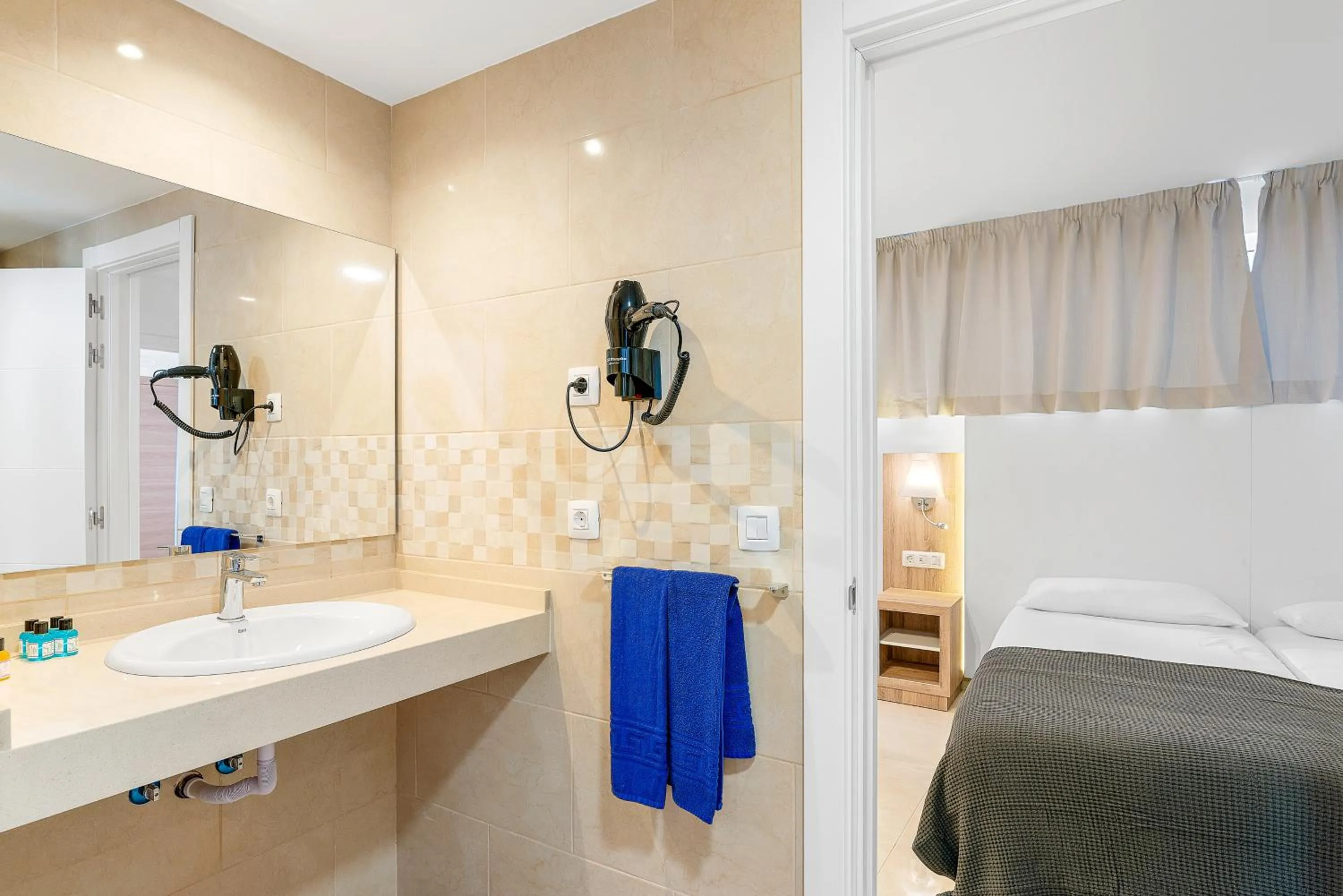 Bed in Ocean Vistas 24