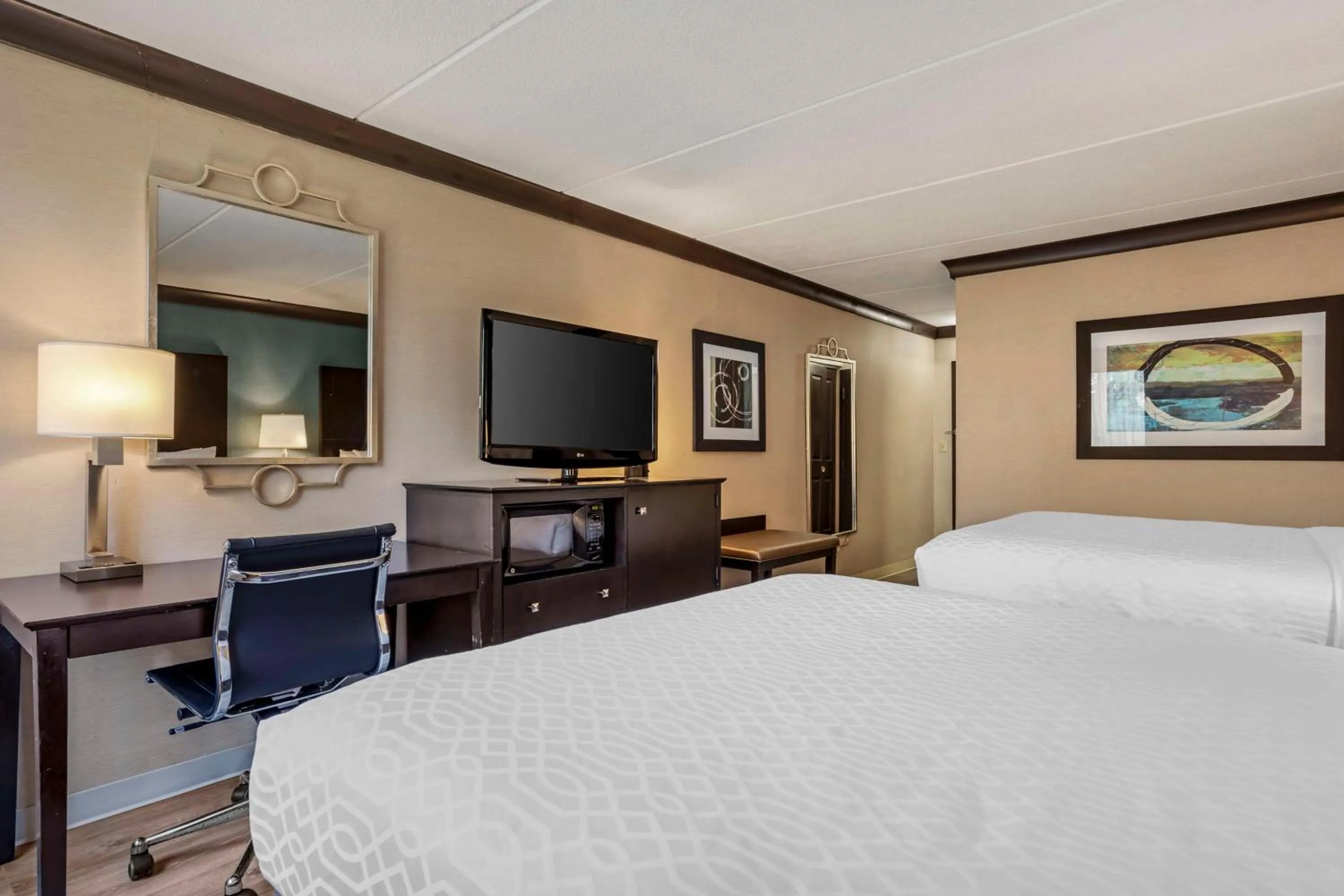 Bedroom, Bed in Best Western Plus Kingston Hotel and Conference Center