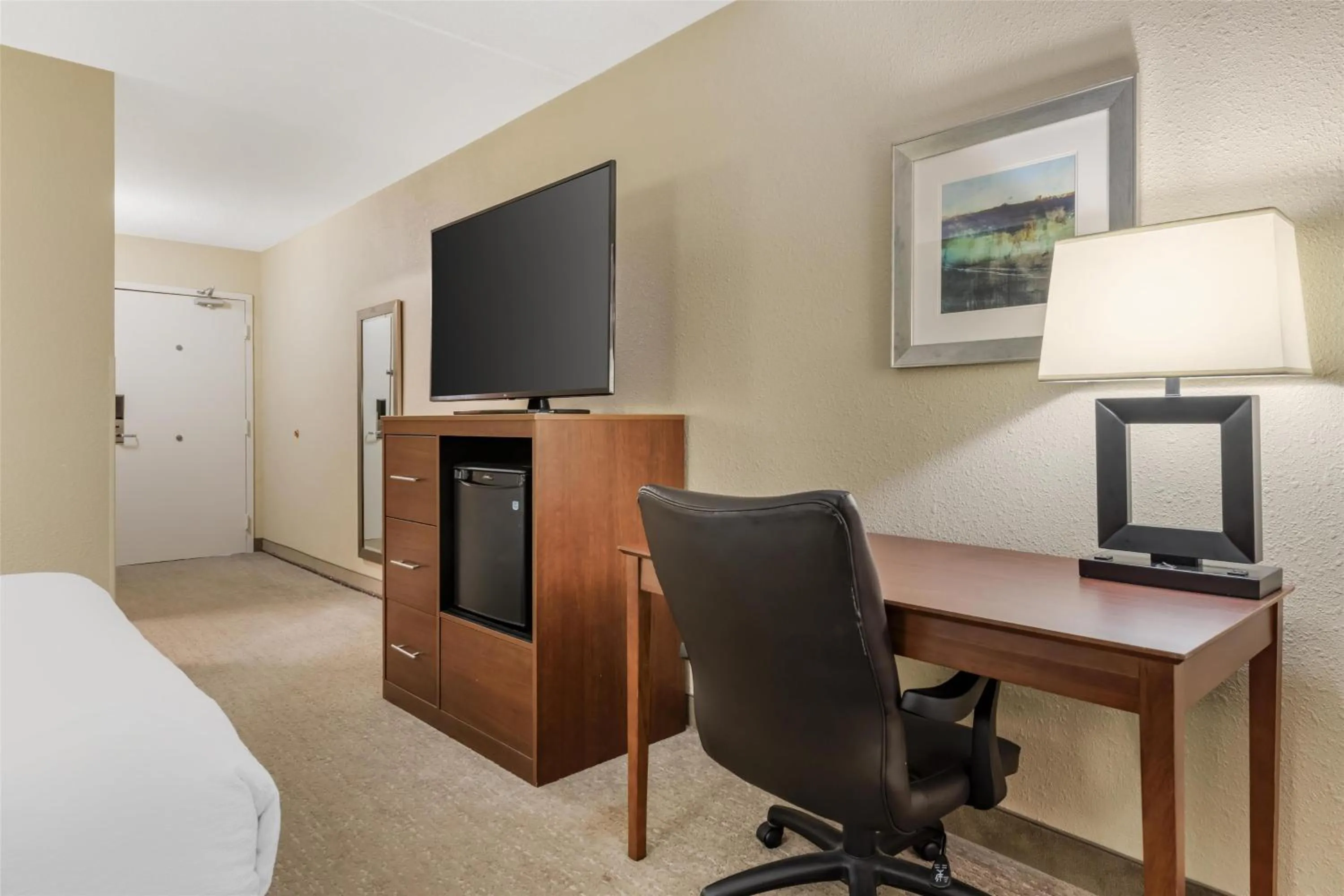 Bedroom, Bed in Best Western Fairmont